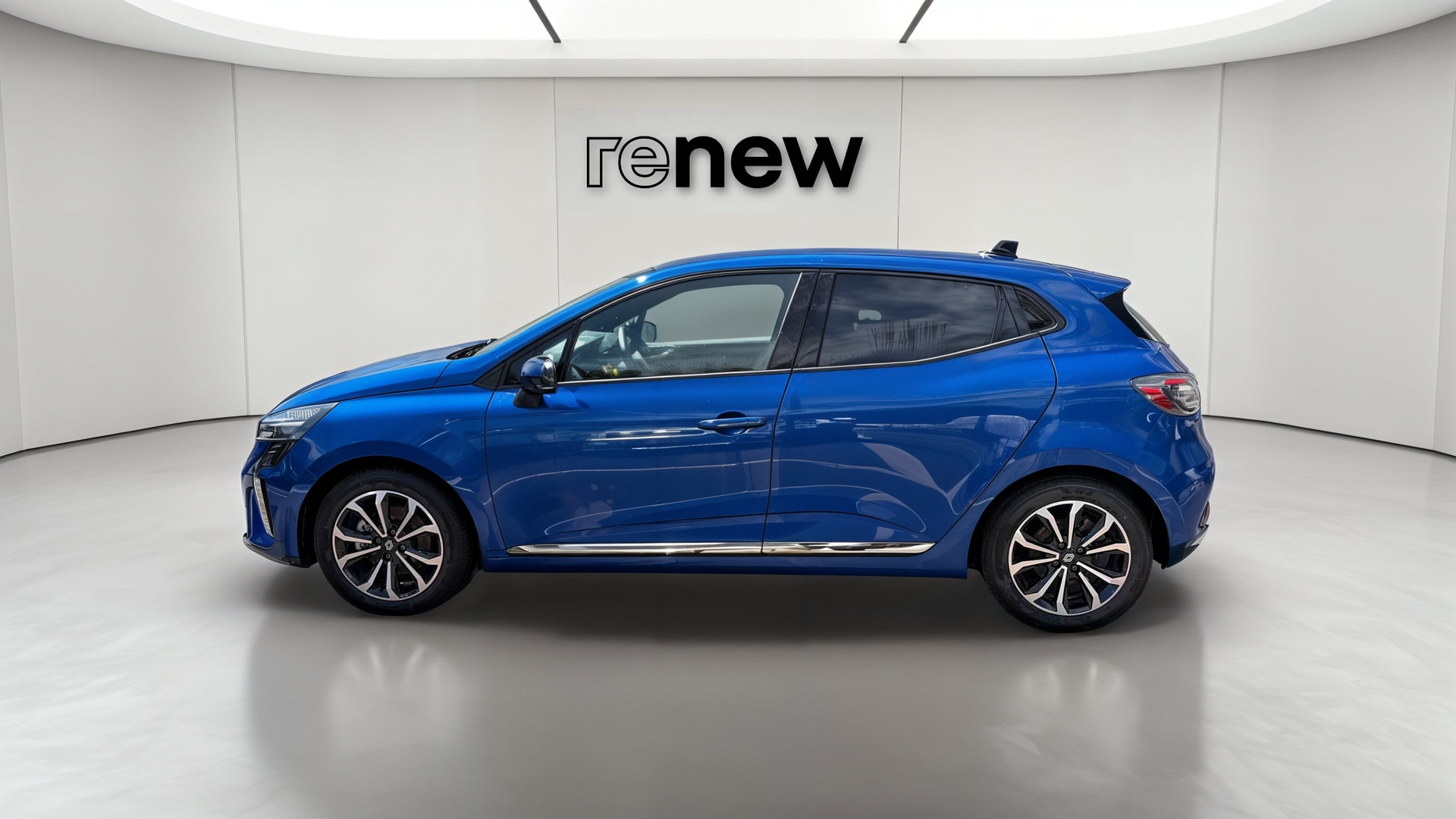 Vente en ligne Renault Clio 5 Clio E-Tech full hybrid 145 au prix de 19 390 €