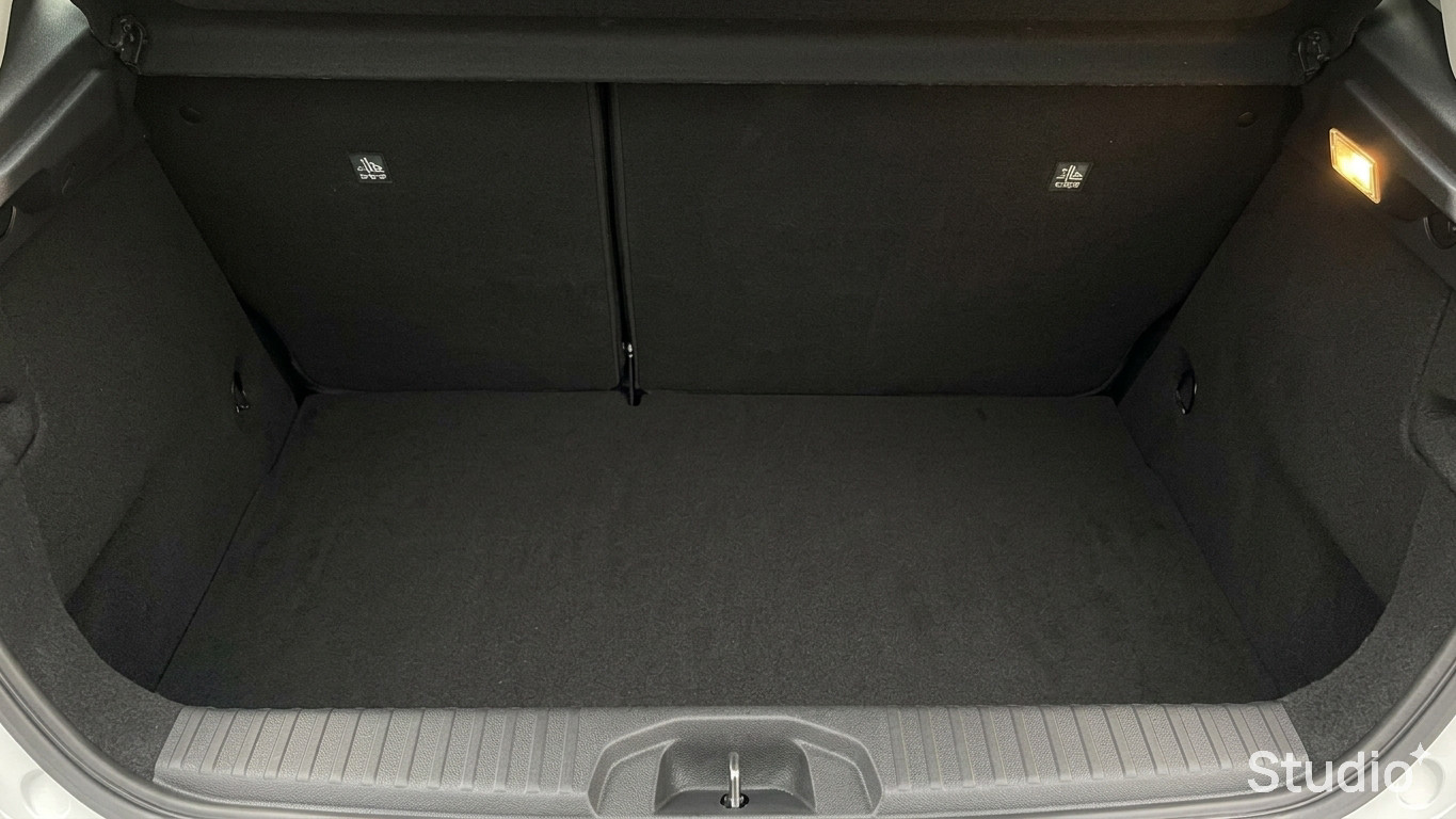 Vente en ligne Renault Clio 5 Clio E-Tech full hybrid 145 au prix de 19 390 €