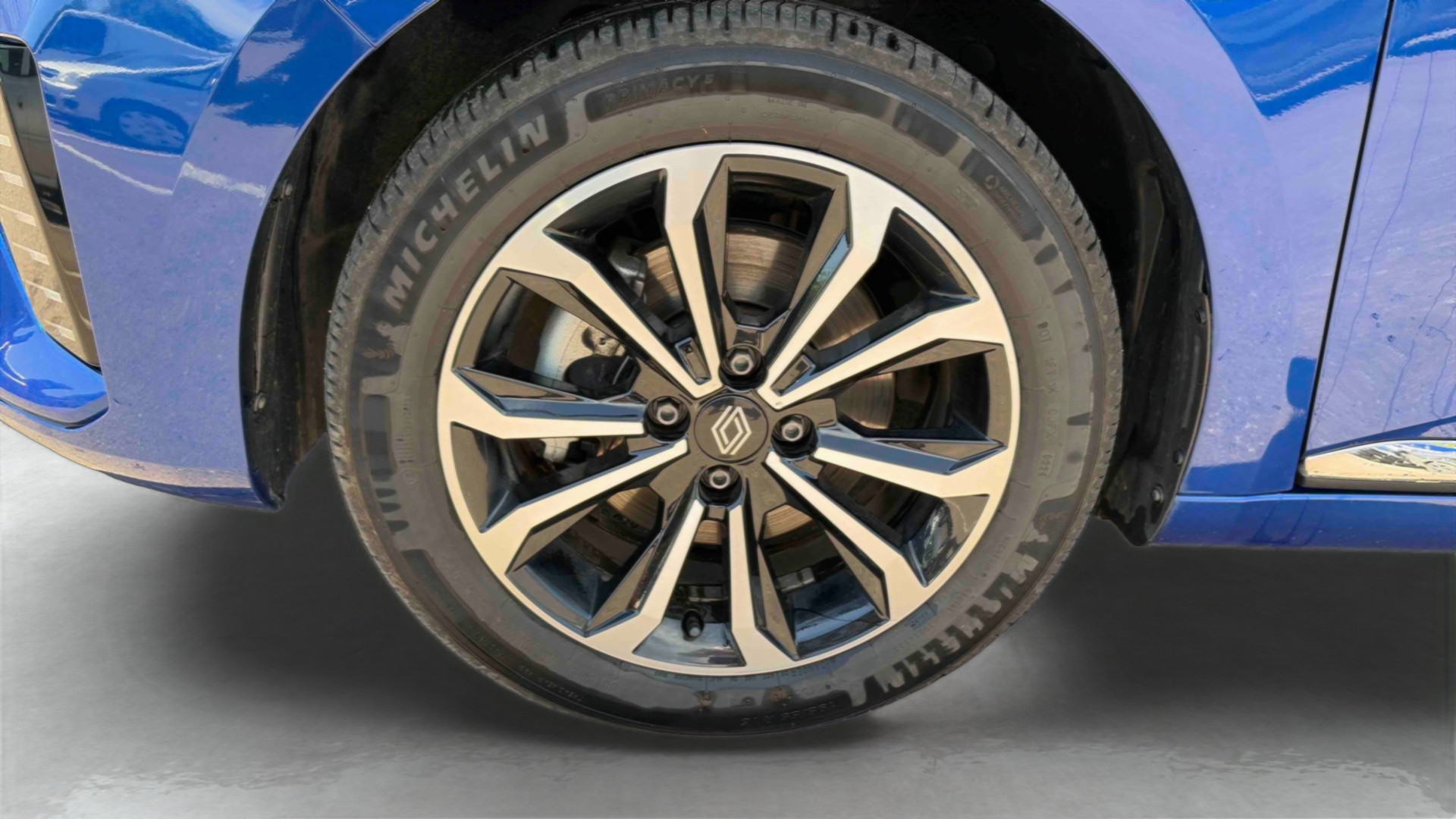 Vente en ligne Renault Clio 5 Clio E-Tech full hybrid 145 au prix de 19 390 €