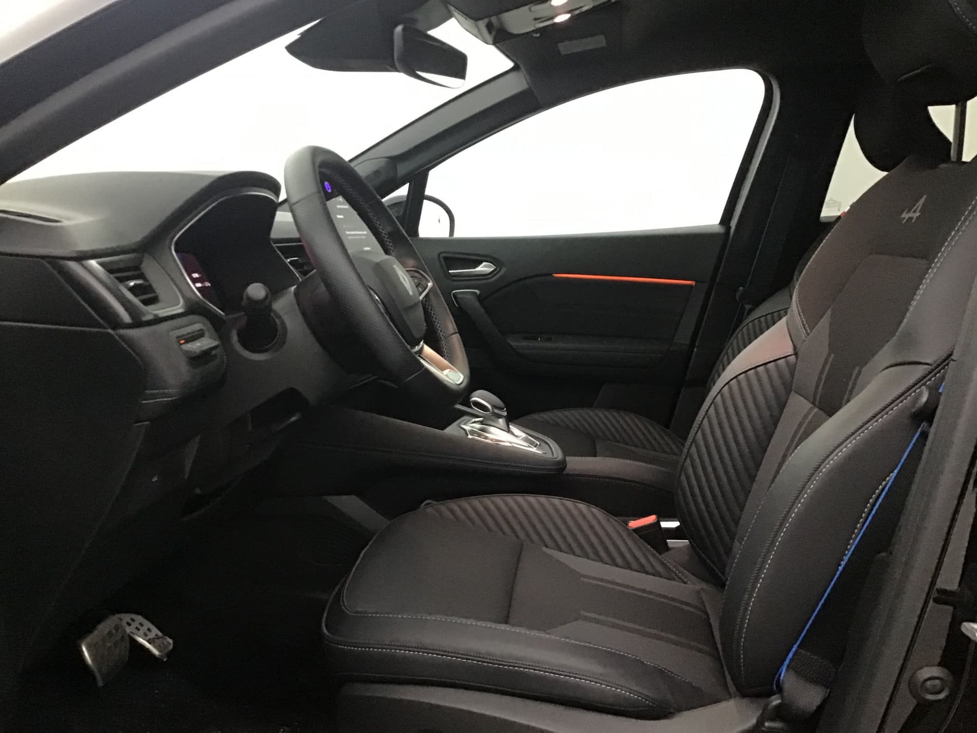 Vente en ligne Renault Symbioz  E-Tech full hybrid 145 au prix de 29 990 €