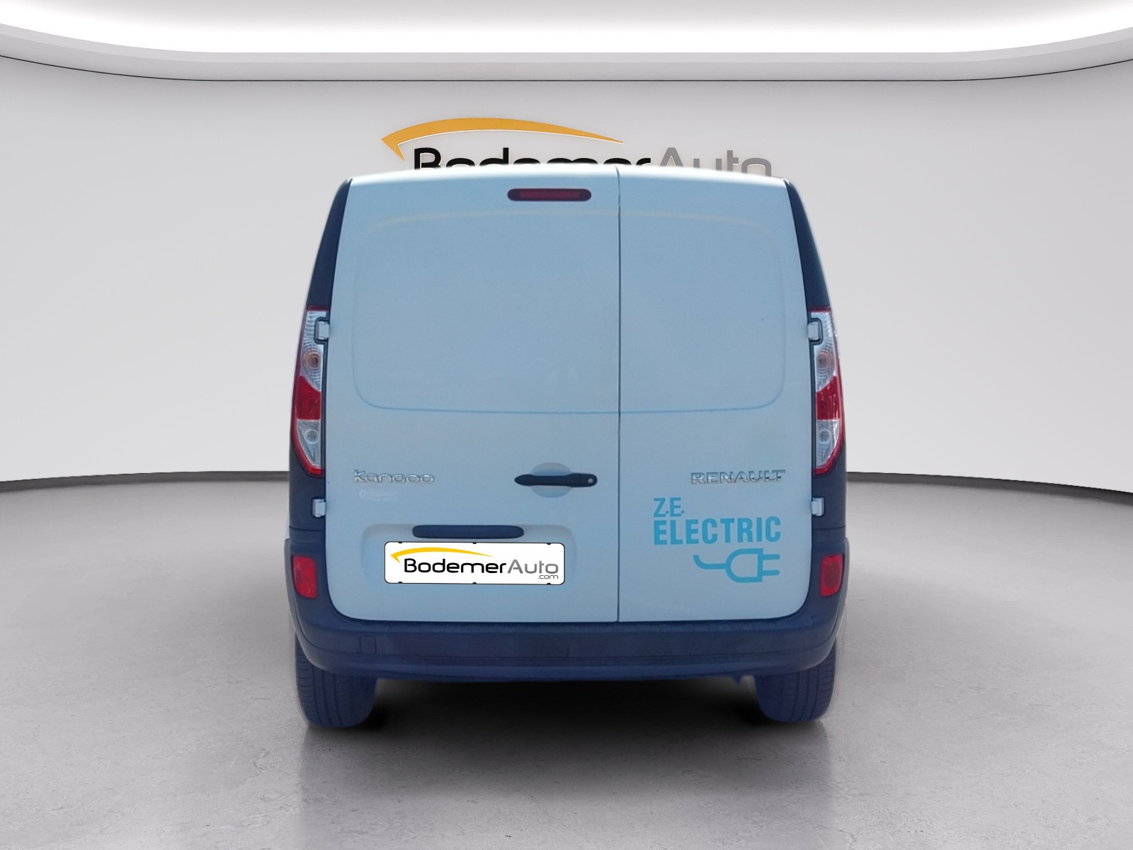 Vente en ligne Renault Kangoo Electrique KANGOO Z.E. ACHAT INTEGRAL au prix de 11 590 €