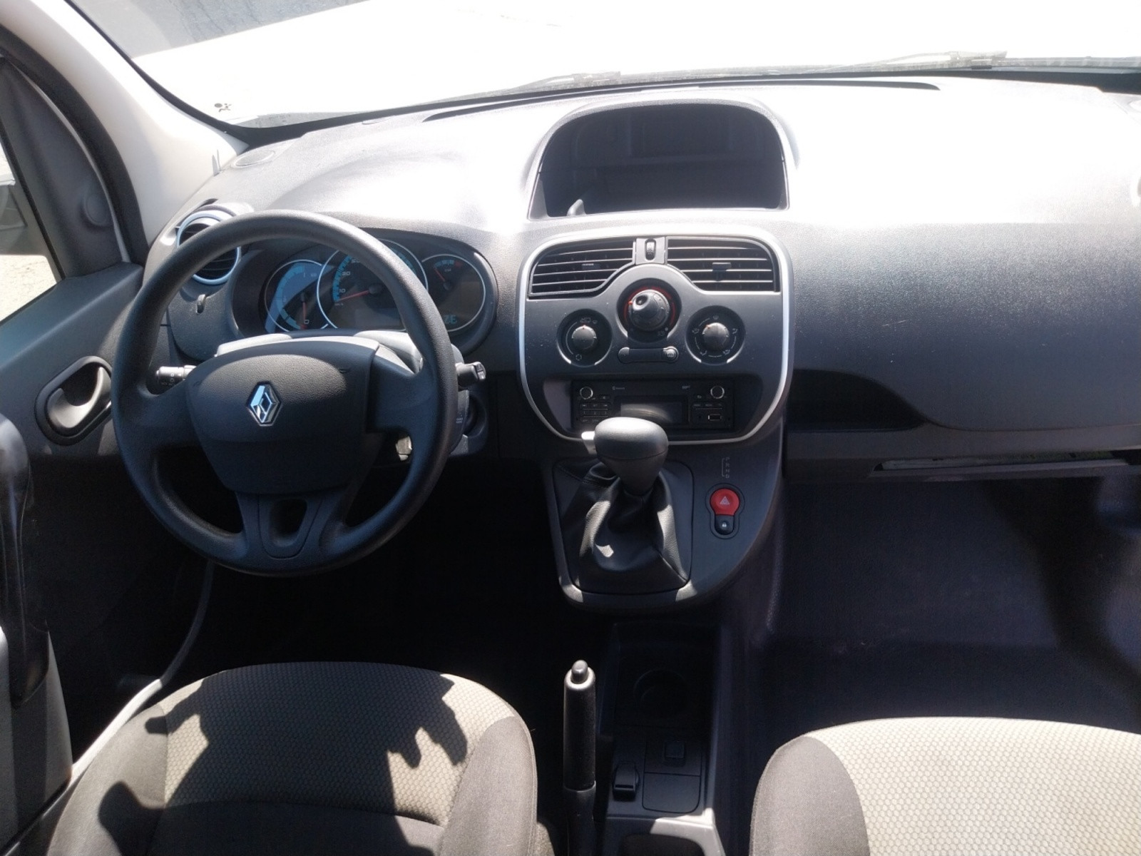 Vente en ligne Renault Kangoo Electrique KANGOO Z.E. ACHAT INTEGRAL au prix de 11 590 €