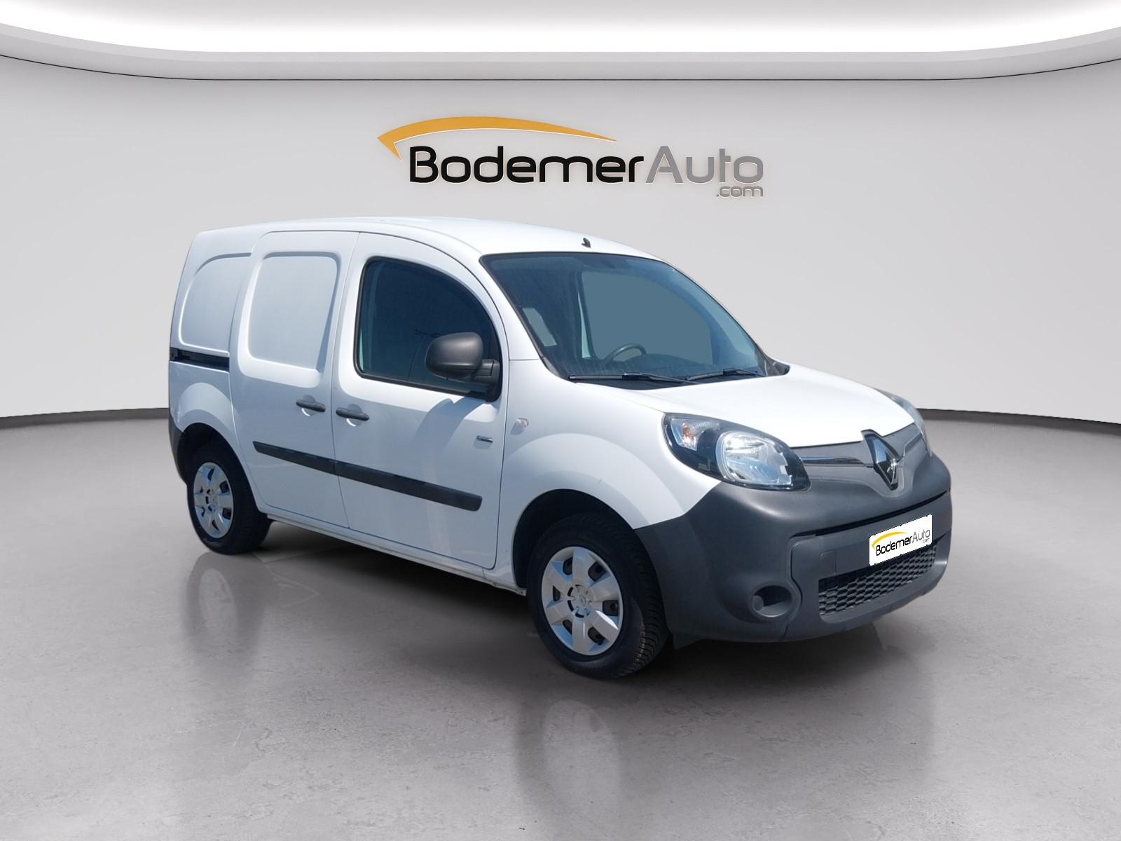 Vente en ligne Renault Kangoo Electrique KANGOO Z.E. ACHAT INTEGRAL au prix de 11 590 €