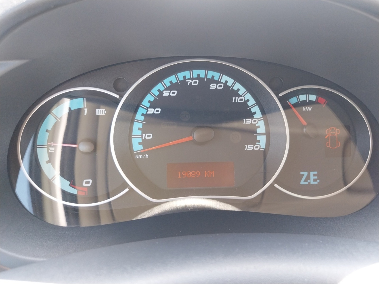 Vente en ligne Renault Kangoo Electrique KANGOO Z.E. ACHAT INTEGRAL au prix de 11 590 €