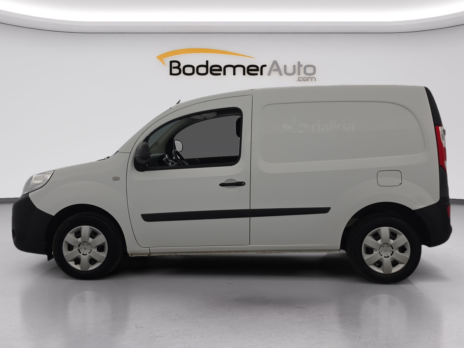 Vente en ligne Renault Kangoo Express  BLUE DCI 95 au prix de 13 990 €