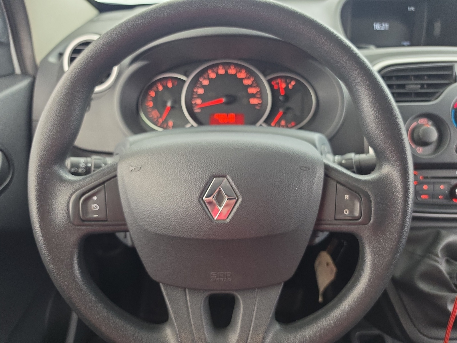 Vente en ligne Renault Kangoo Express  BLUE DCI 95 au prix de 13 990 €