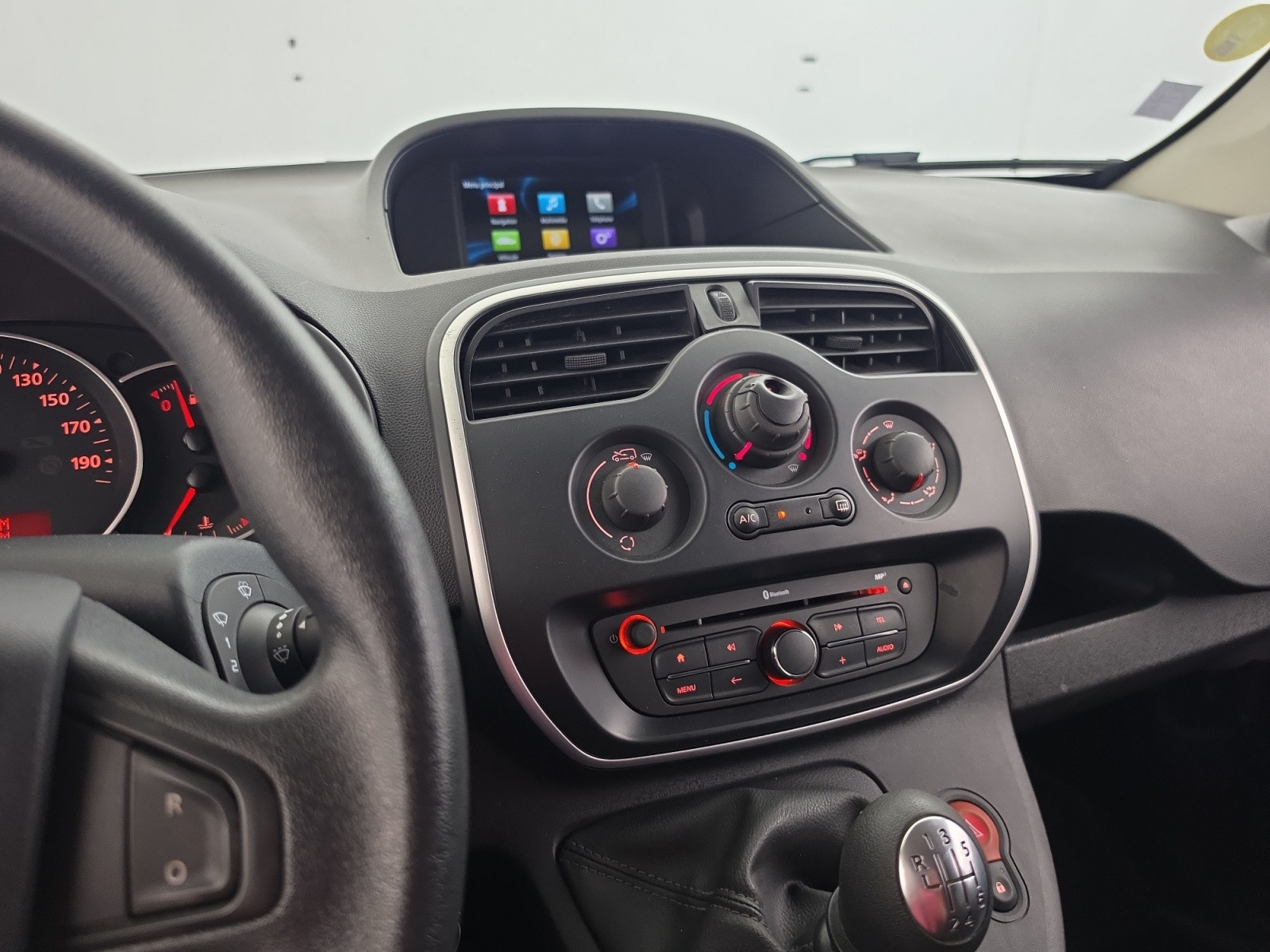 Vente en ligne Renault Kangoo Express  BLUE DCI 95 au prix de 13 990 €