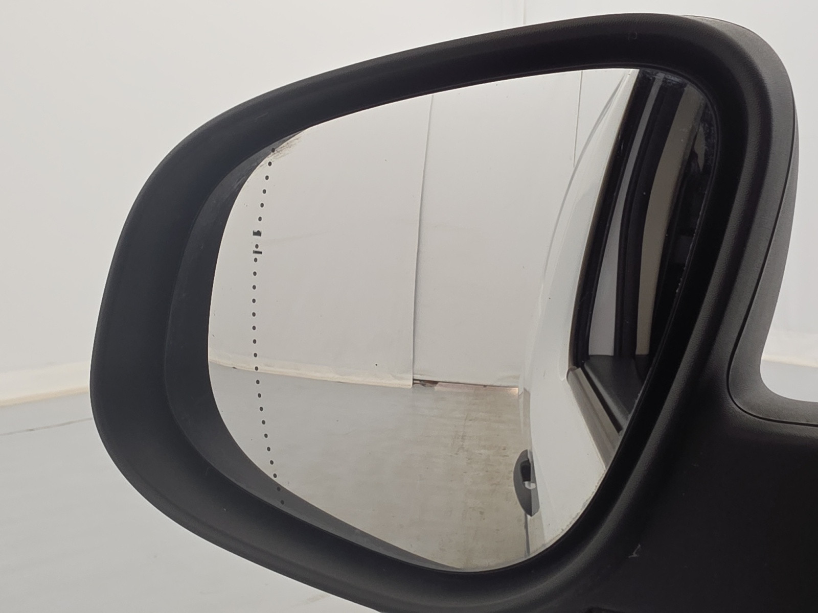 Vente en ligne Renault Kangoo Express  BLUE DCI 95 au prix de 13 990 €