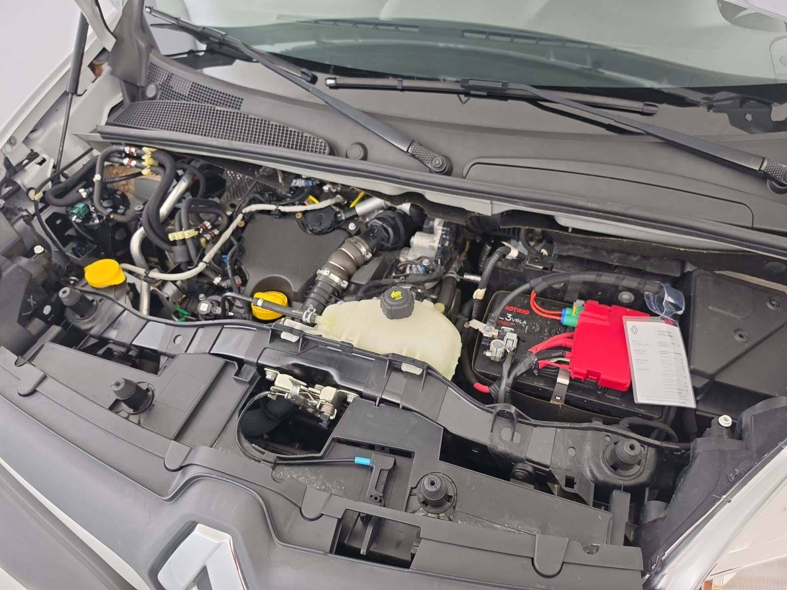 Vente en ligne Renault Kangoo Express  BLUE DCI 95 au prix de 13 990 €
