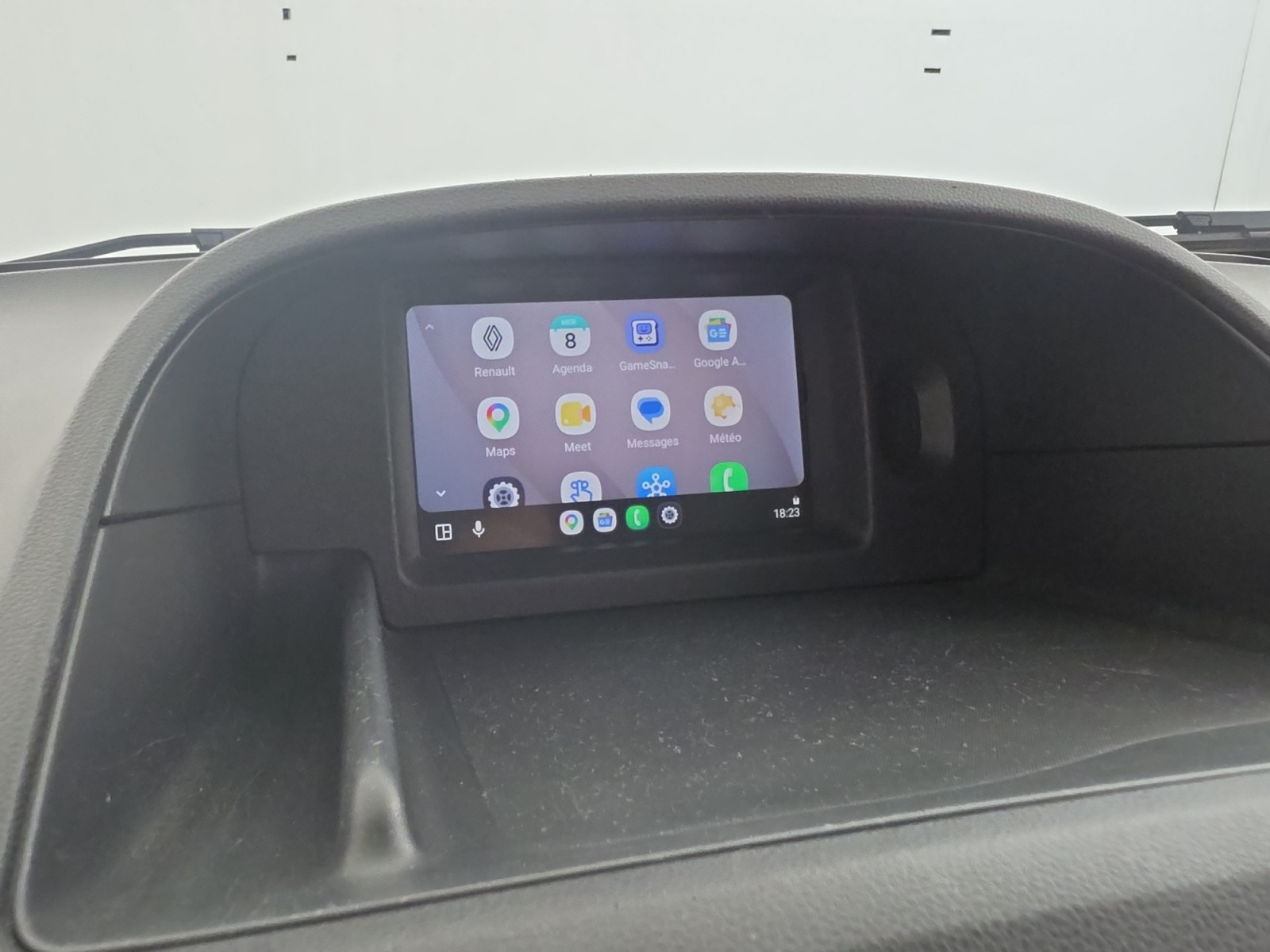 Vente en ligne Renault Kangoo Express  BLUE DCI 95 au prix de 13 990 €