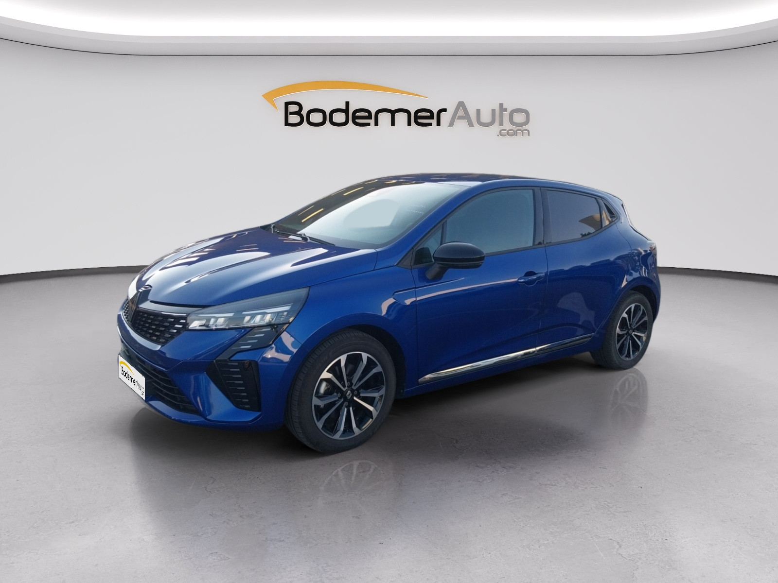 Renault Clio 5 Clio E-Tech full hybrid 145 occasion de 2024 en vente à Coutances