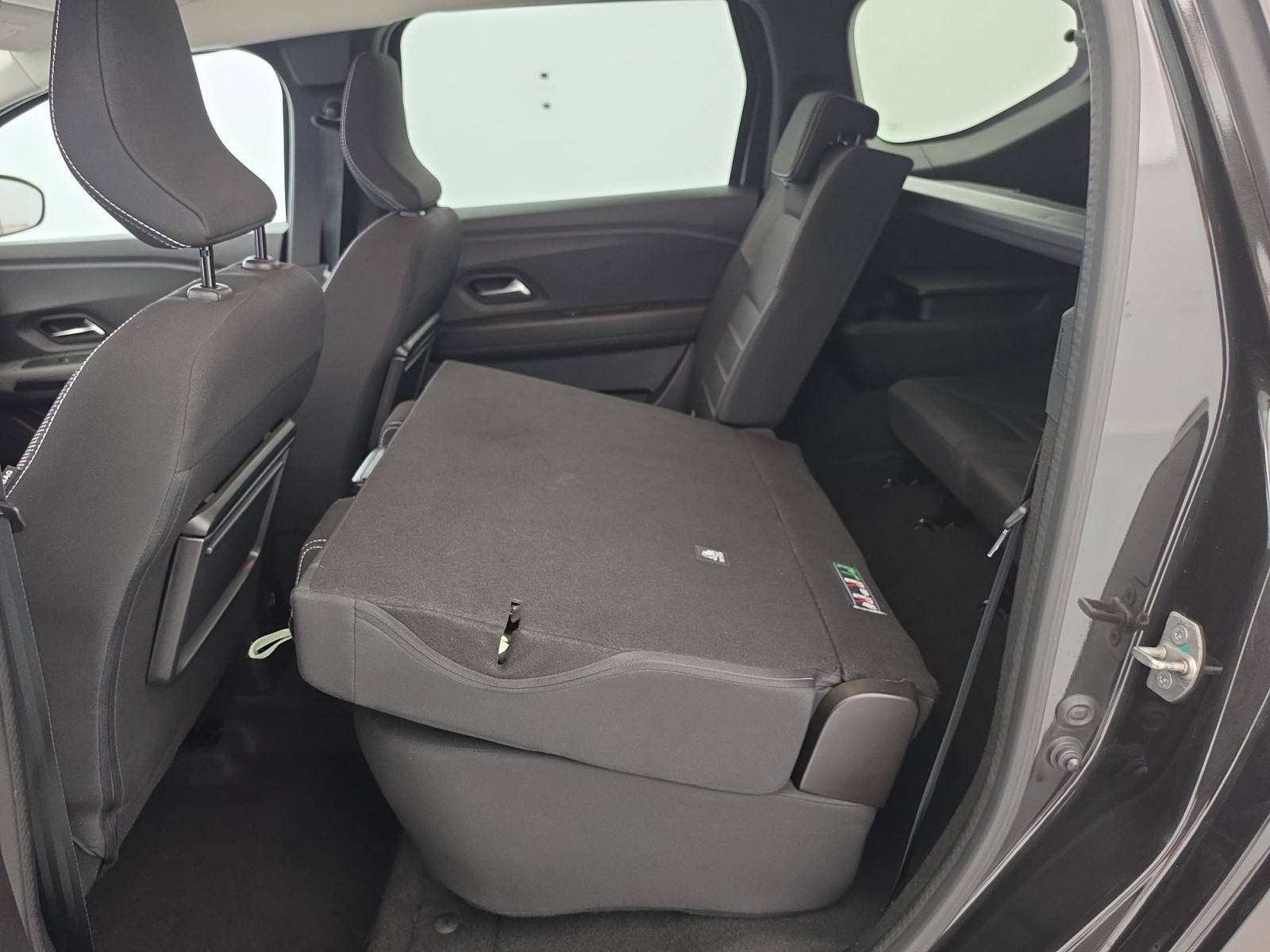 Vente en ligne Dacia Jogger  ECO-G 100 7 places au prix de 18 990 €
