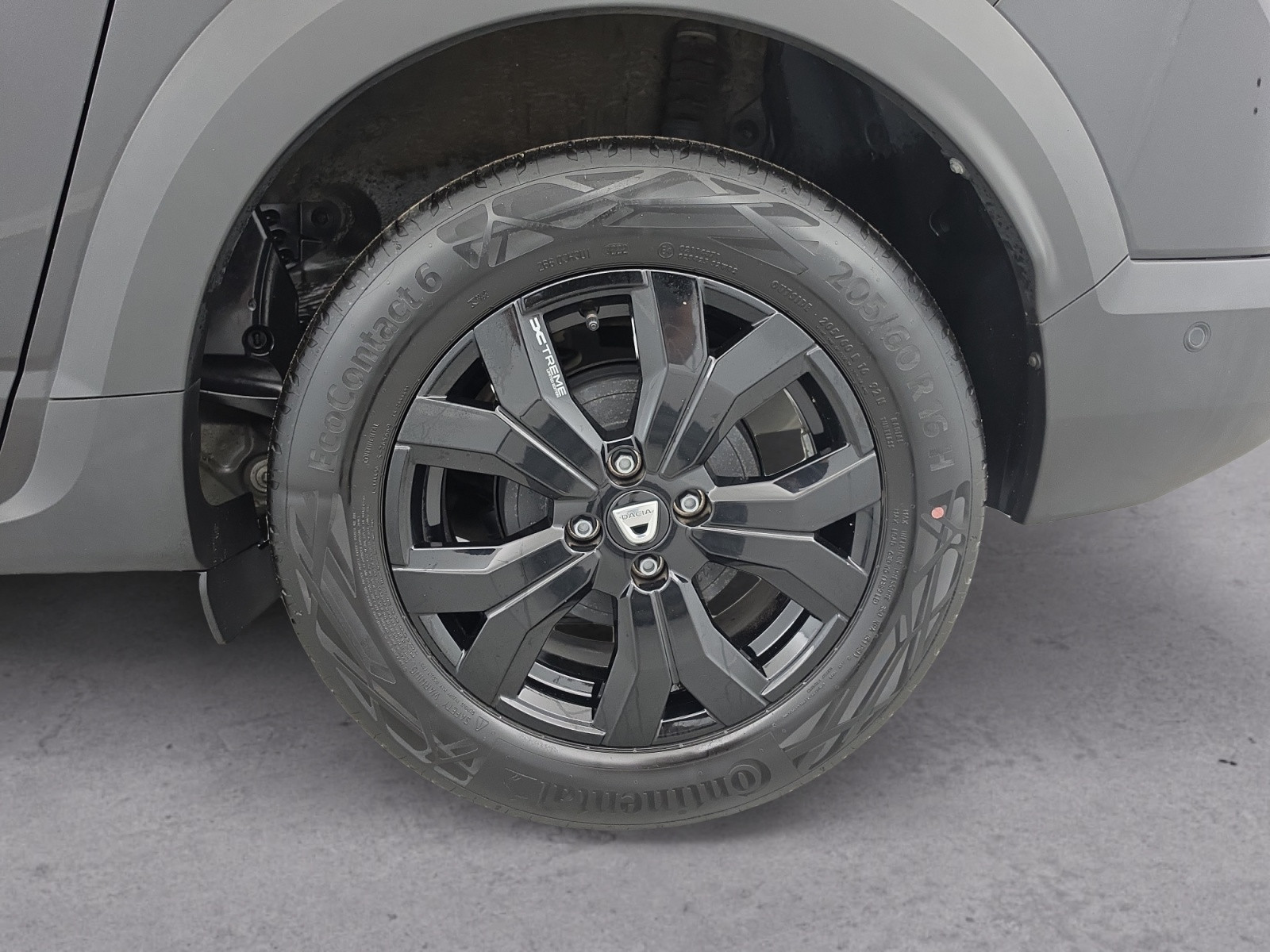 Vente en ligne Dacia Jogger  ECO-G 100 7 places au prix de 18 990 €