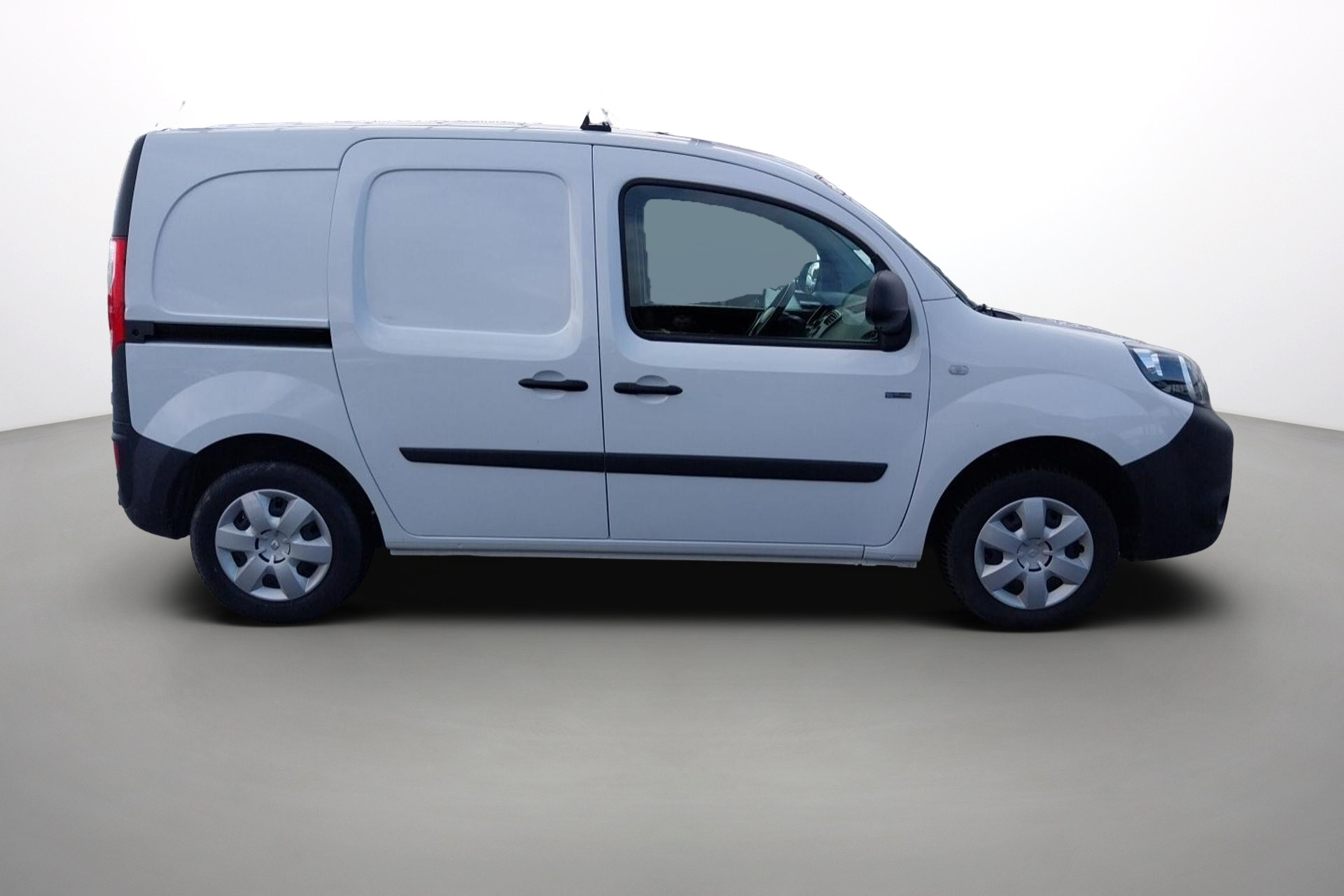 Vente en ligne Renault Kangoo E-Tech KANGOO ELECTRIQUE ACHAT INTEGRAL au prix de 9 990 €