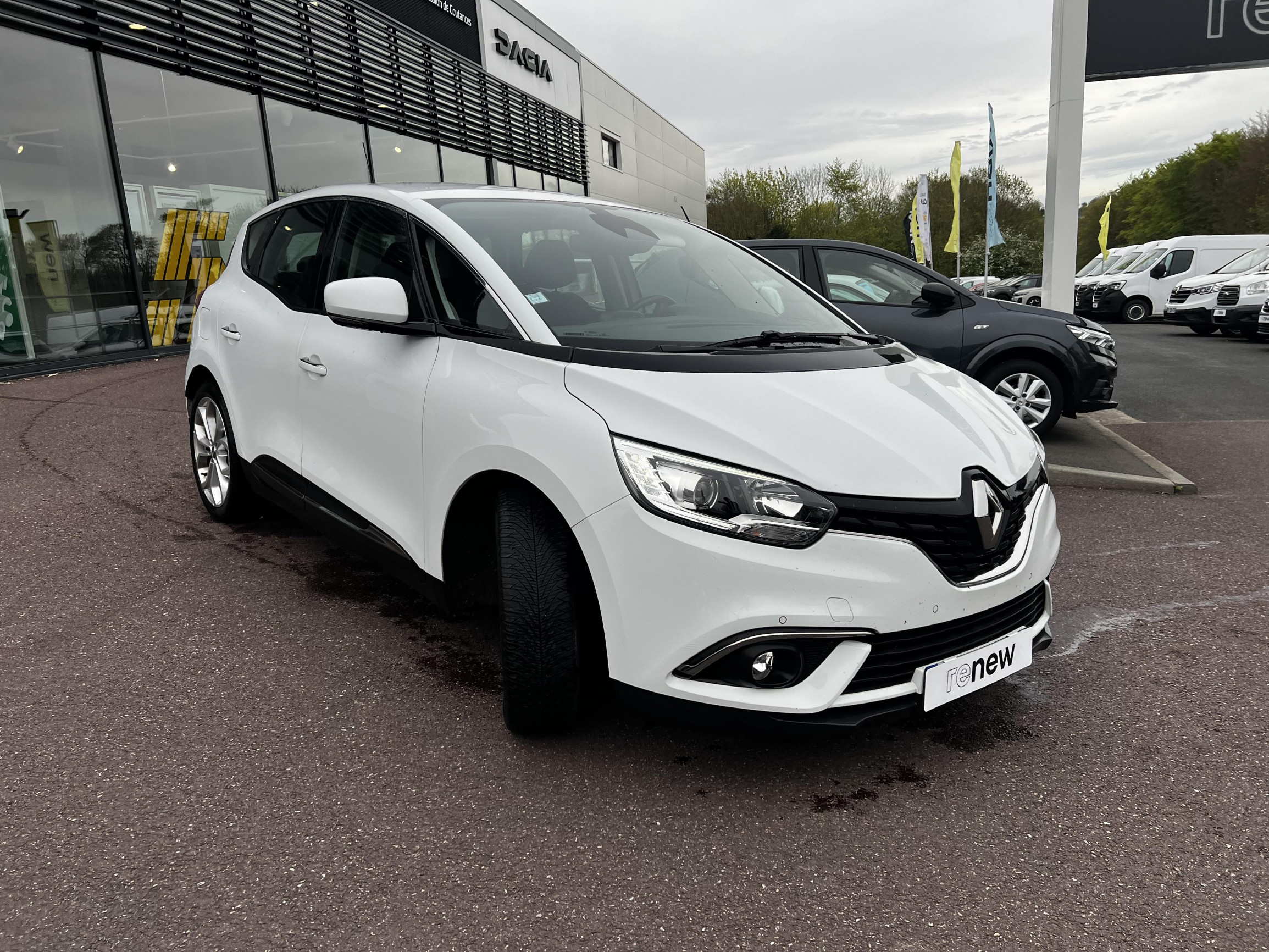 Vente en ligne Renault Scenic 4 Scenic dCi 110 Energy au prix de 15 990 €