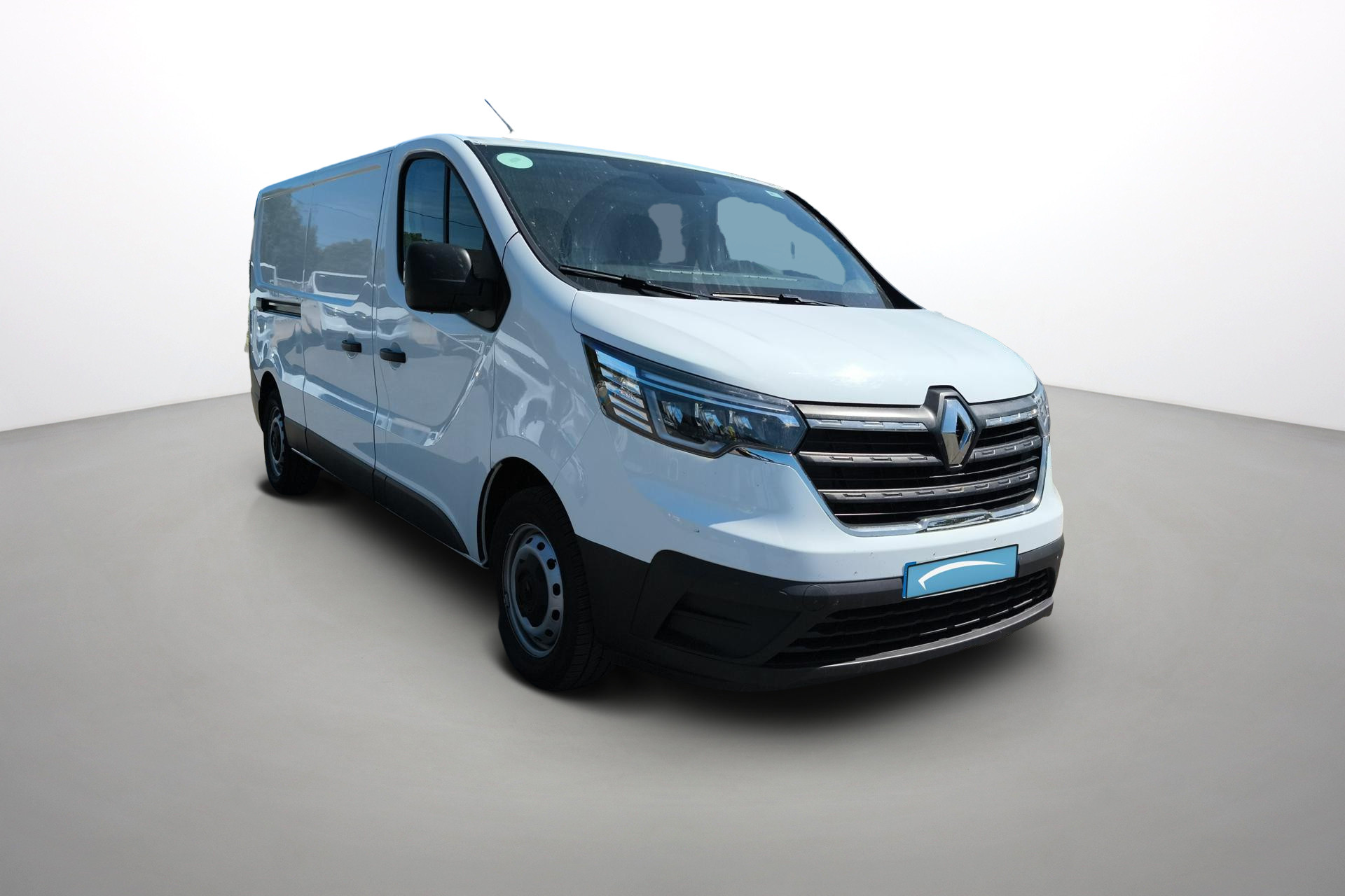 Vente en ligne Renault Trafic 3 Fourgon TRAFIC FGN L2H1 3000 KG BLUE DCI 130 au prix de 23 990 €