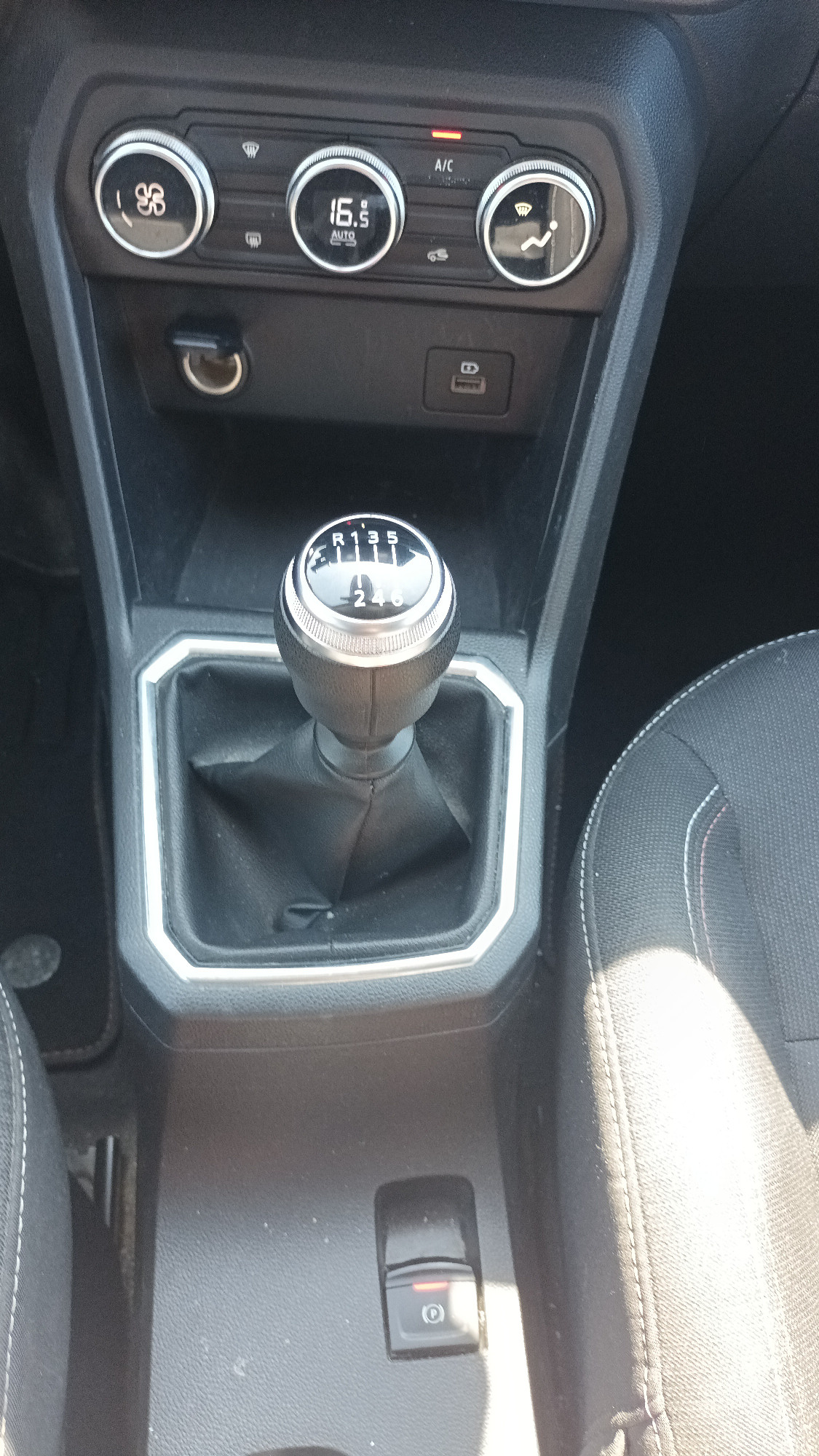 Vente en ligne Dacia Jogger  ECO-G 100 7 places au prix de 15 990 €