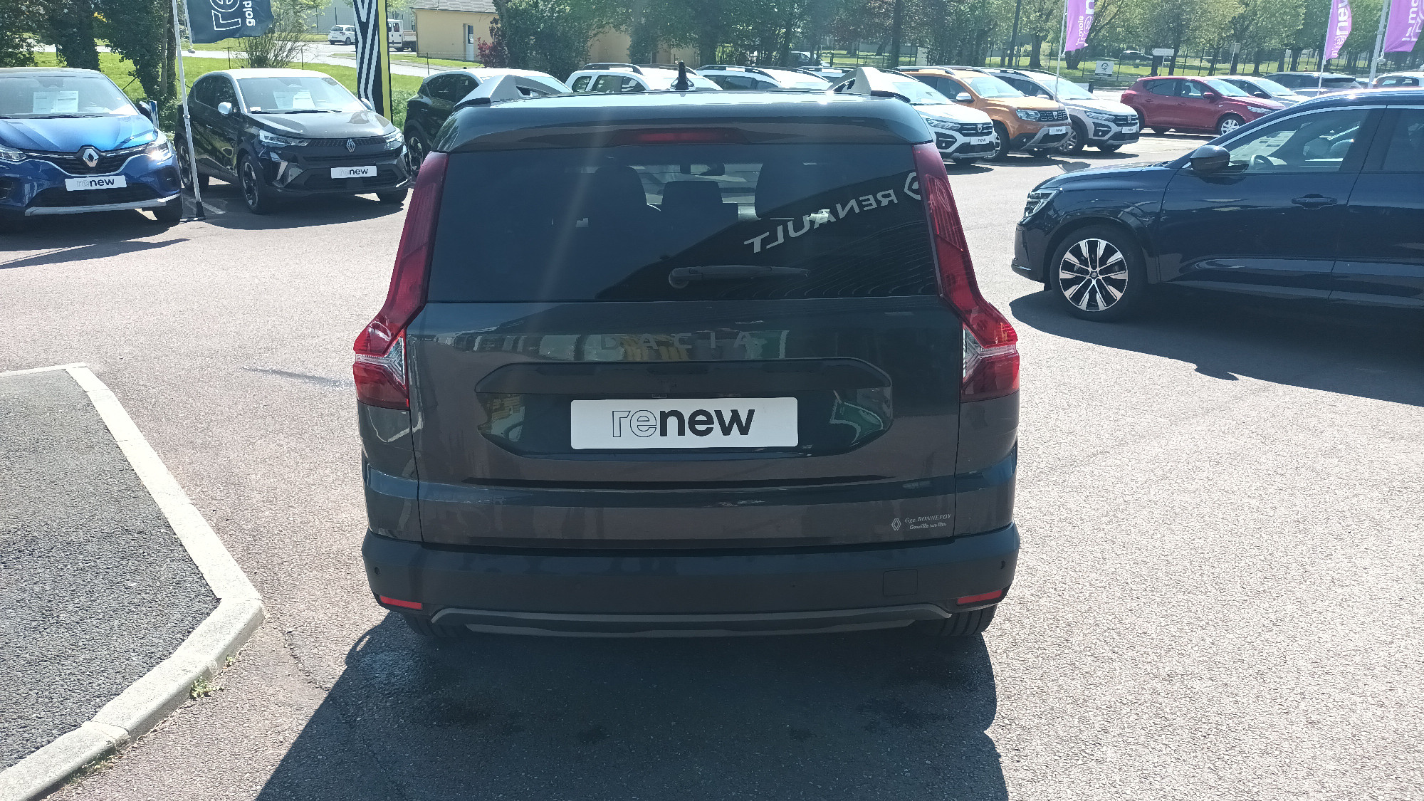 Vente en ligne Dacia Jogger  ECO-G 100 7 places au prix de 15 990 €