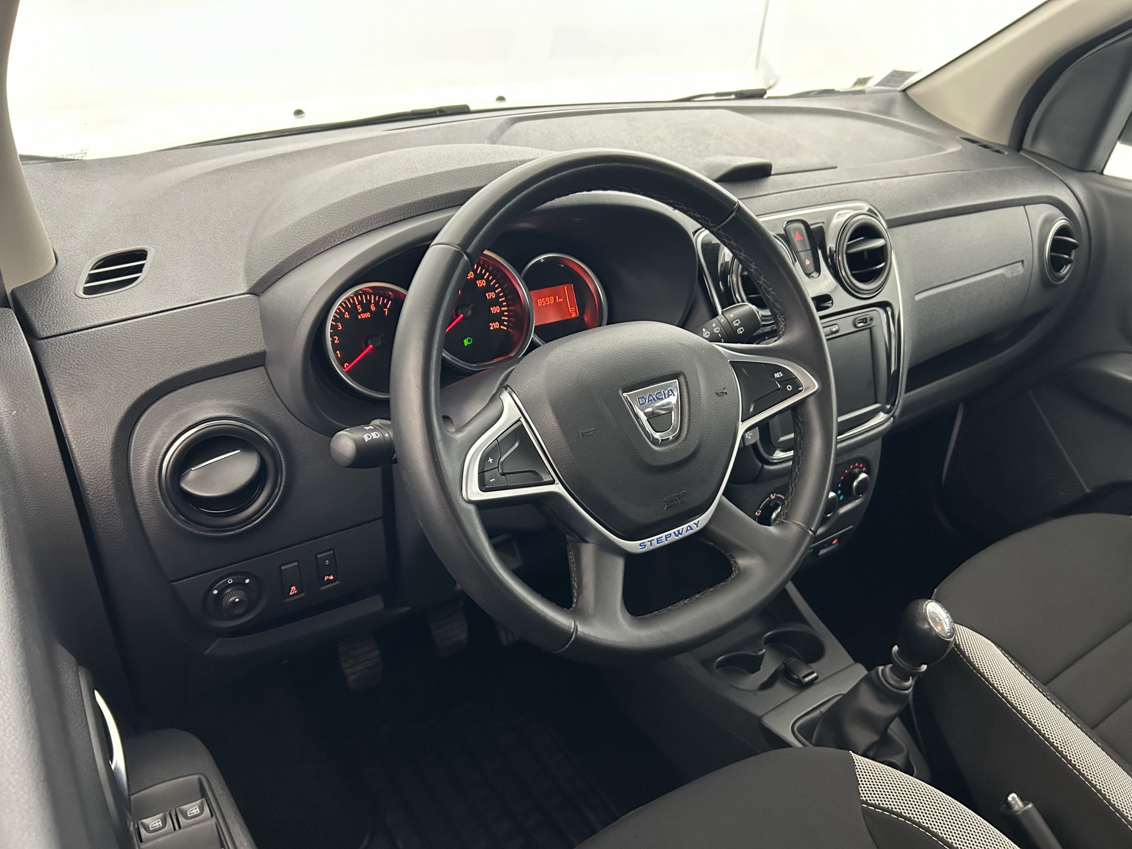 Dacia Lodgy  Blue dCi 115 5 places occasion de 2022 en vente à Coutances