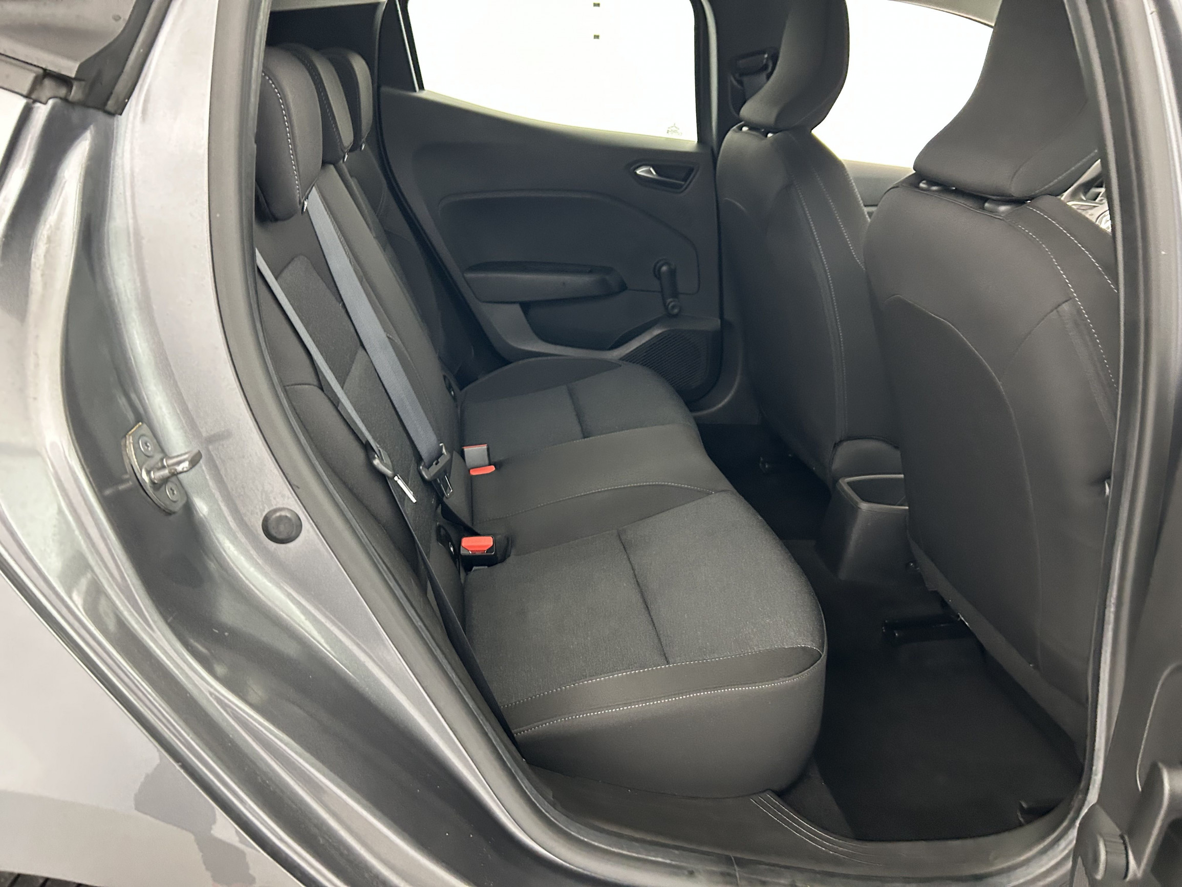 Vente en ligne Renault Clio 5 Clio TCe 90 au prix de 13 990 €