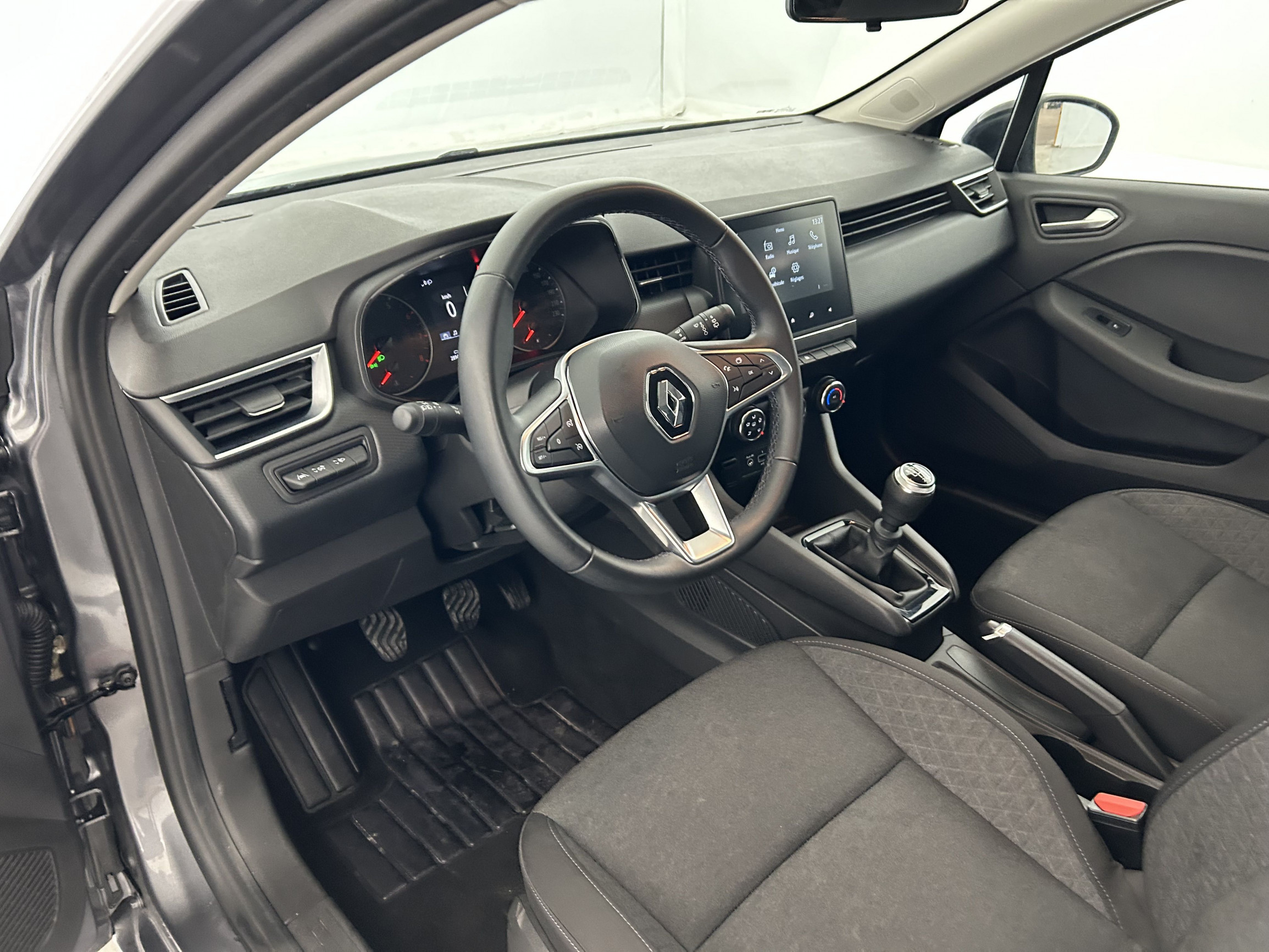 Vente en ligne Renault Clio 5 Clio TCe 90 au prix de 13 990 €