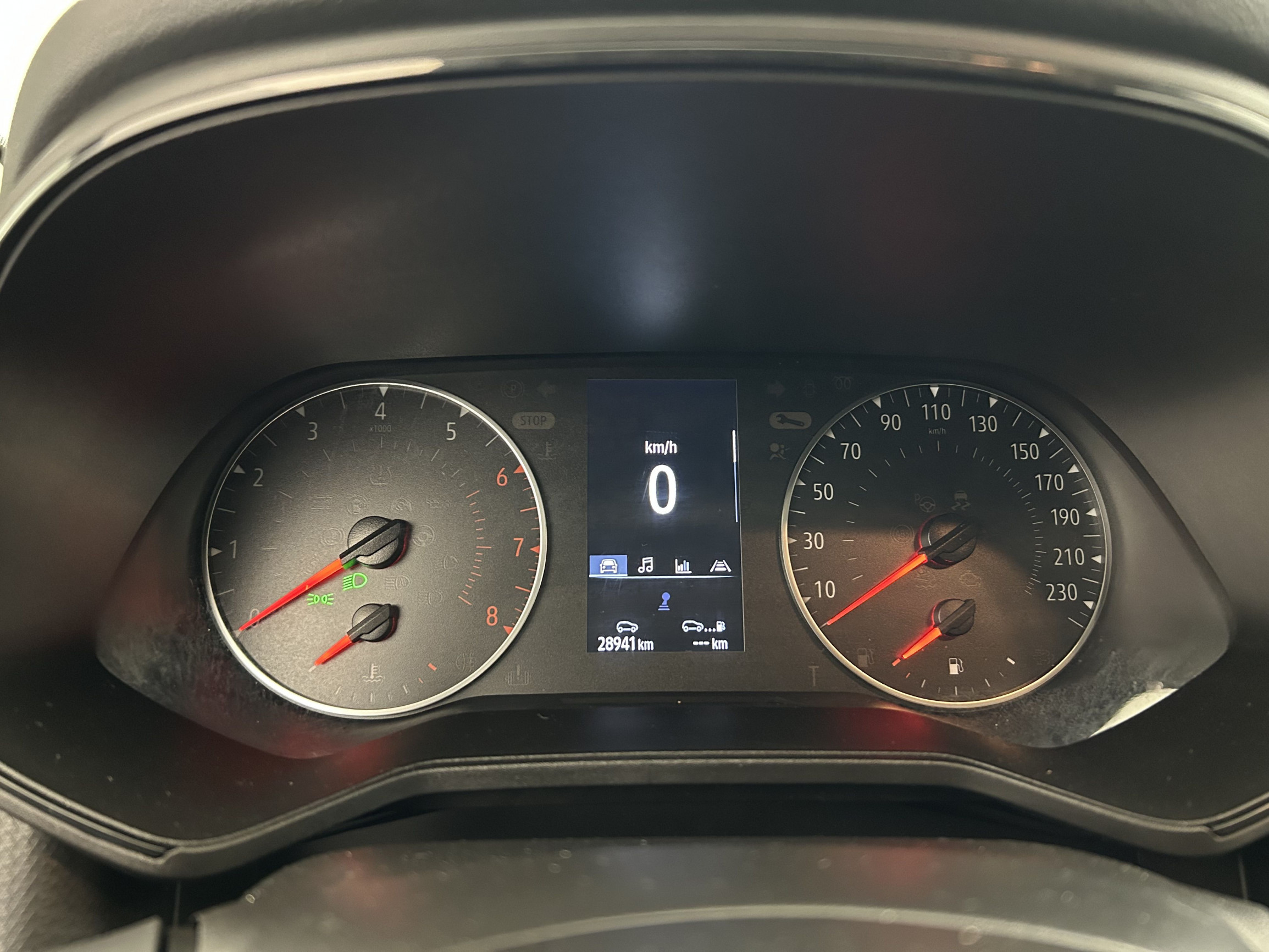 Vente en ligne Renault Clio 5 Clio TCe 90 au prix de 13 990 €