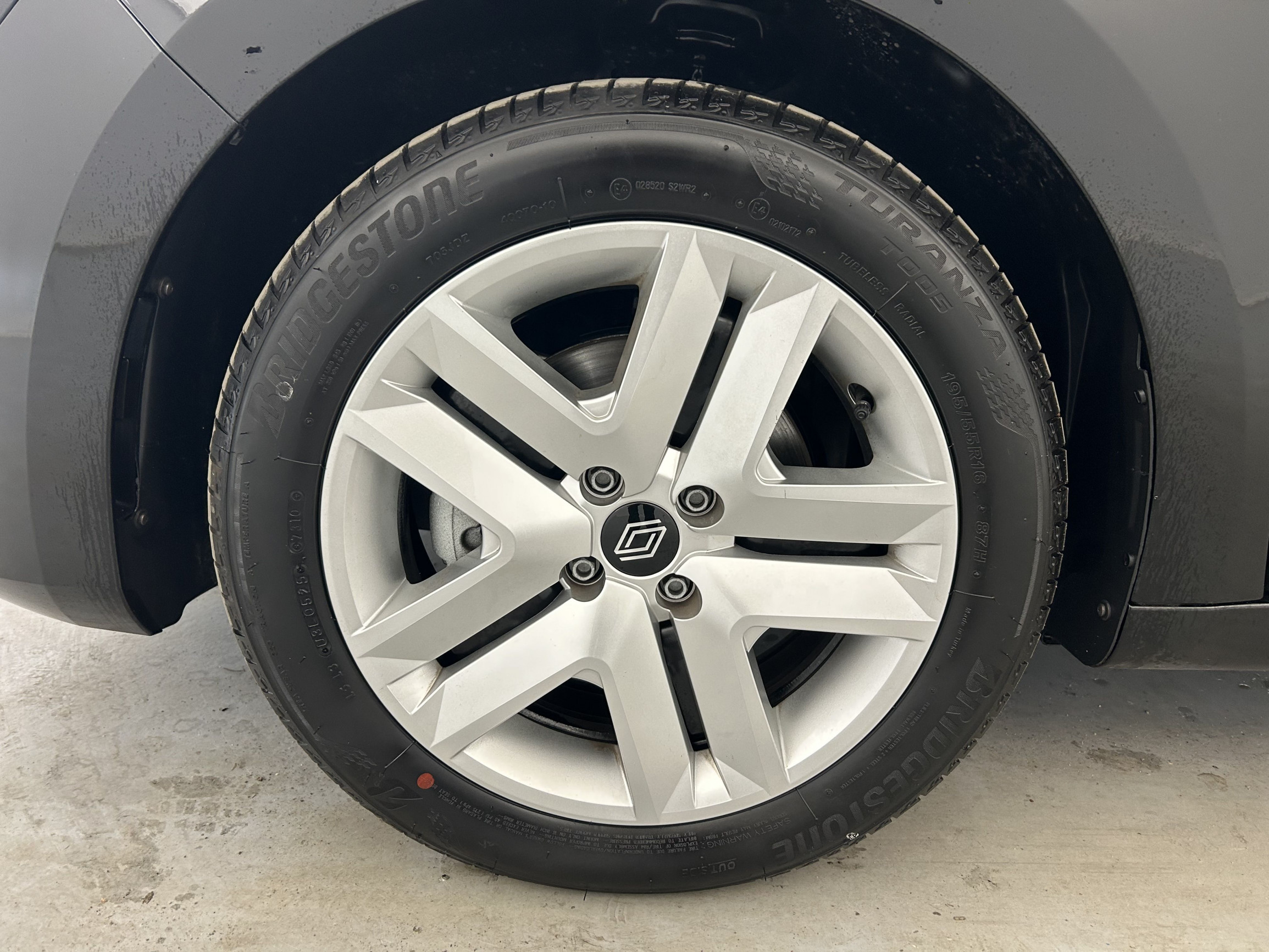 Vente en ligne Renault Clio 5 Clio Blue dCi 100 ch GSR2 au prix de 19 290 €