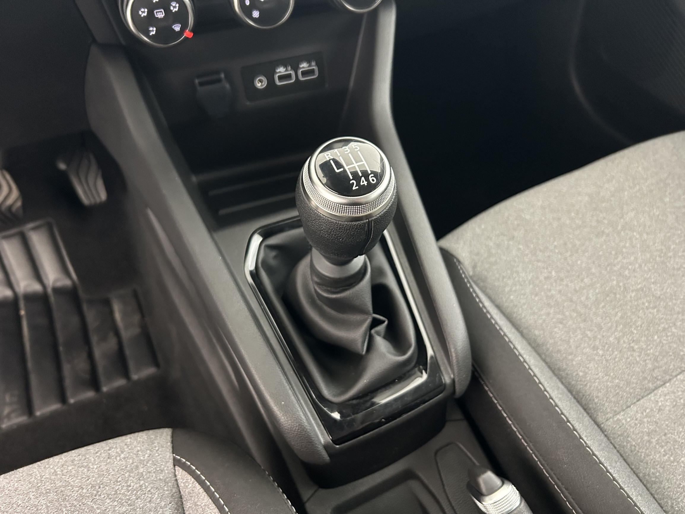 Vente en ligne Renault Clio 5 Clio Blue dCi 100 ch GSR2 au prix de 19 290 €