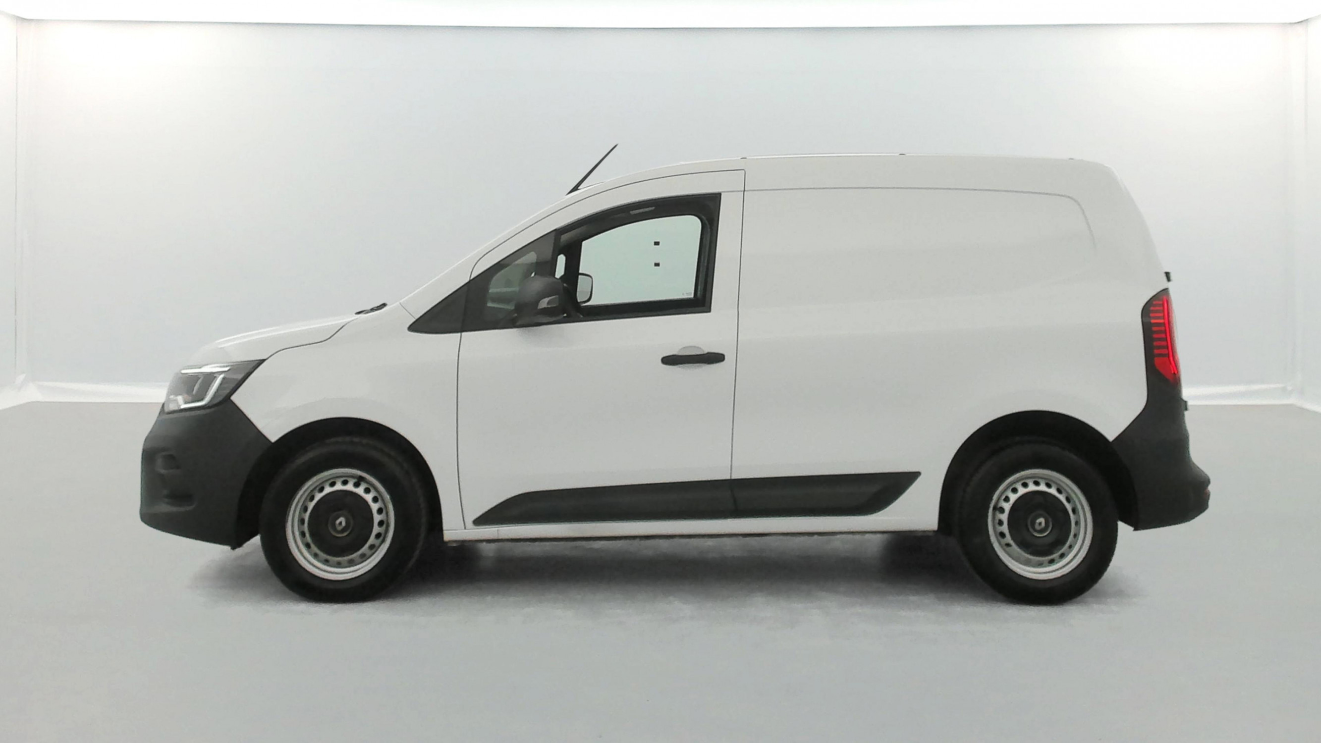 Vente en ligne Renault Kangoo Van  BLUE DCI 95 EDC au prix de 14 590 €
