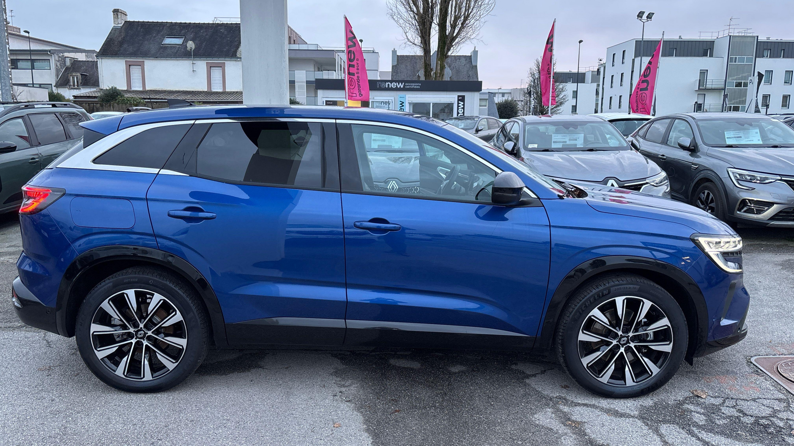 Vente en ligne Renault Austral  E-Tech full hybrid 200 GSR2 au prix de 33 570 €