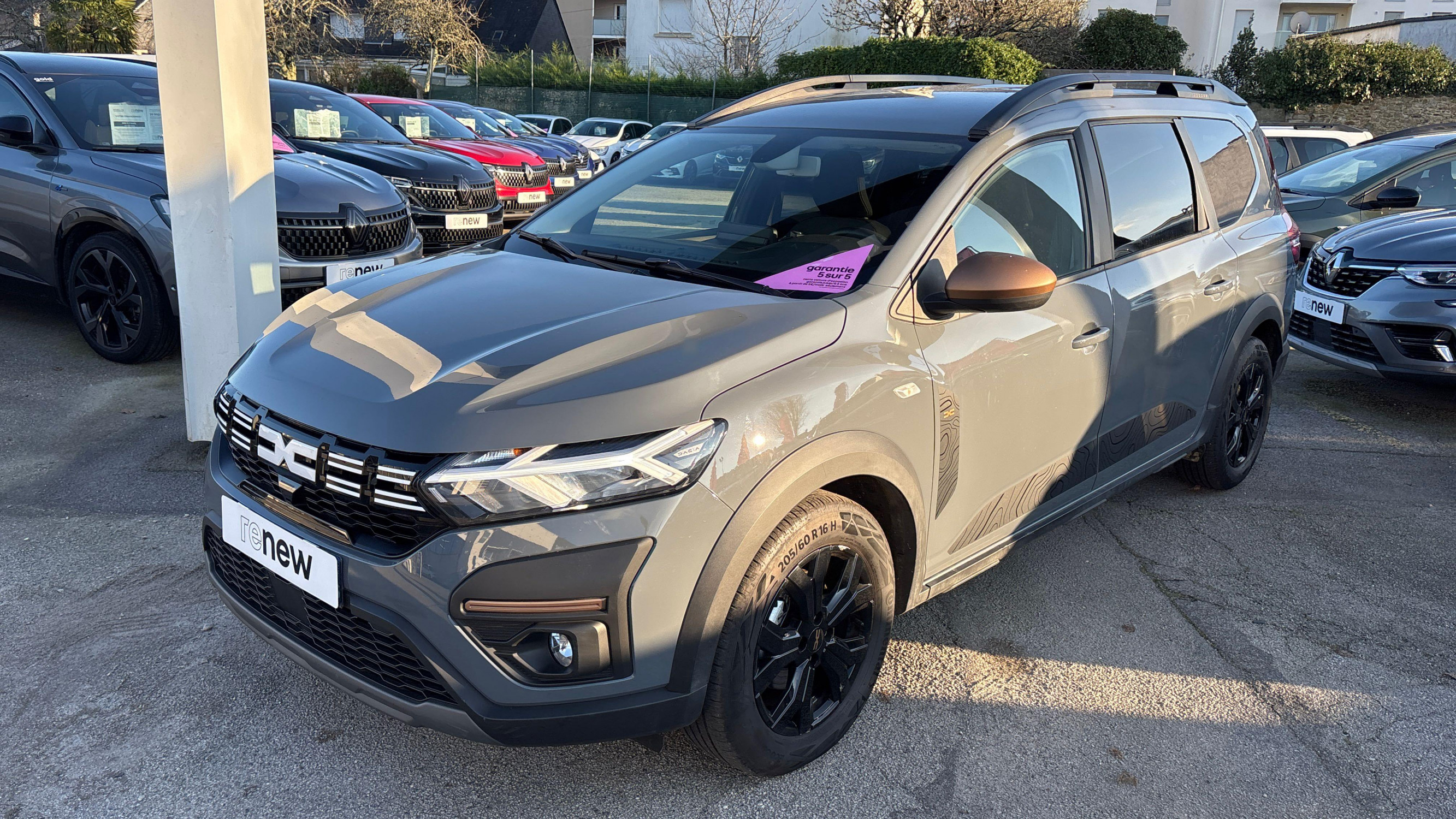 Dacia Jogger  Hybrid 140 5 places occasion de 2024 en vente à Vannes