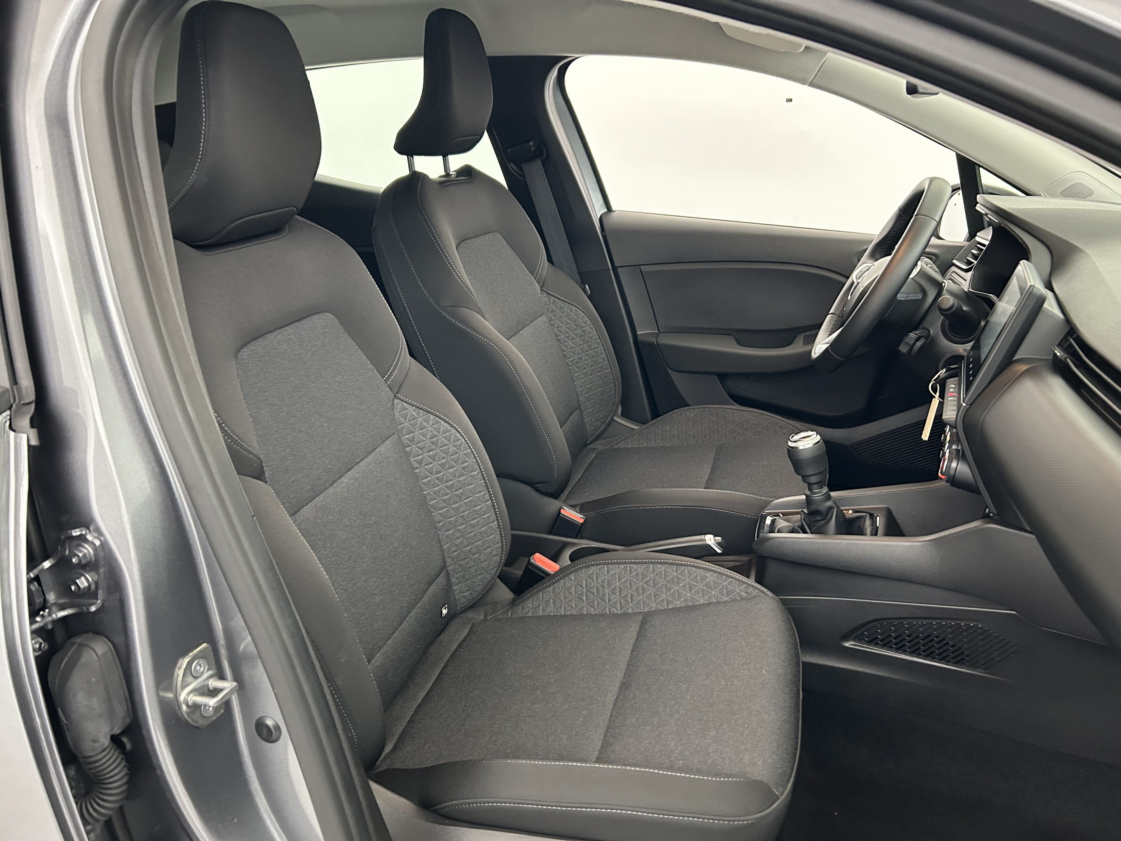 Vente en ligne Renault Clio 5 Clio TCe 90 au prix de 14 490 €