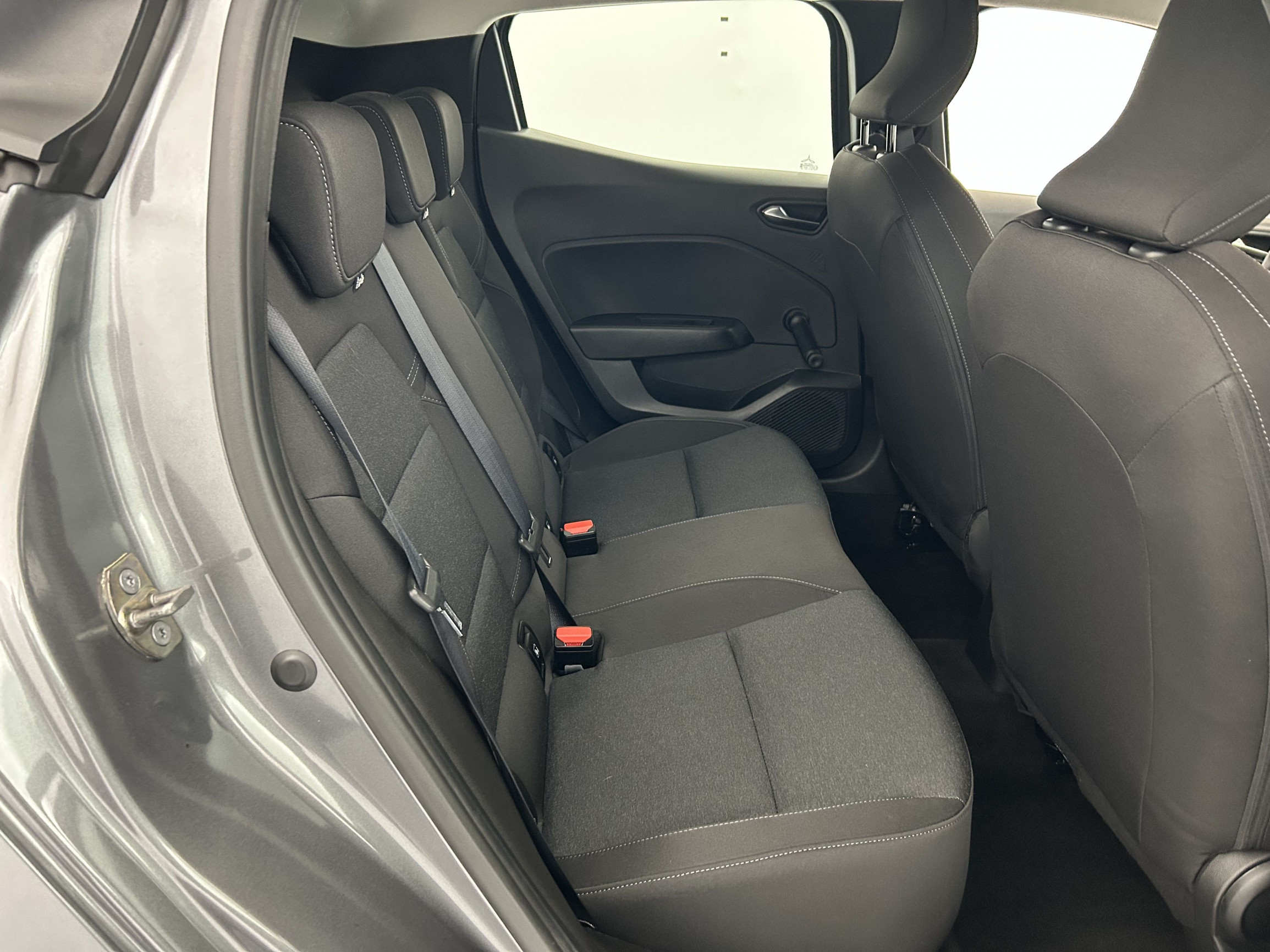 Vente en ligne Renault Clio 5 Clio TCe 90 au prix de 14 490 €