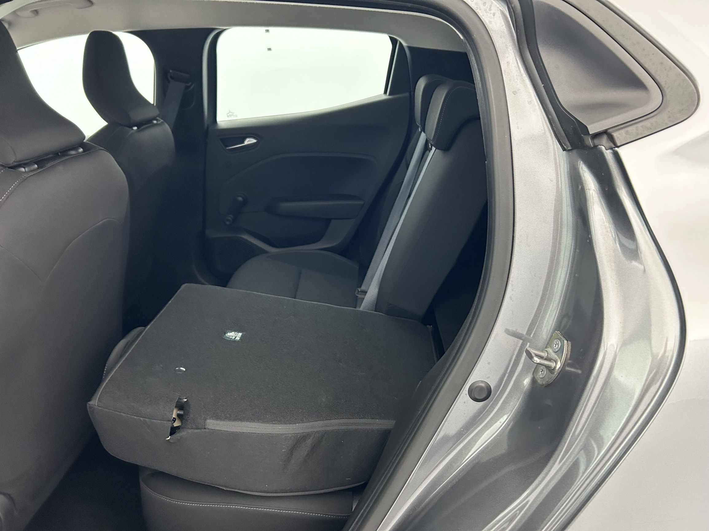 Vente en ligne Renault Clio 5 Clio TCe 90 au prix de 14 490 €