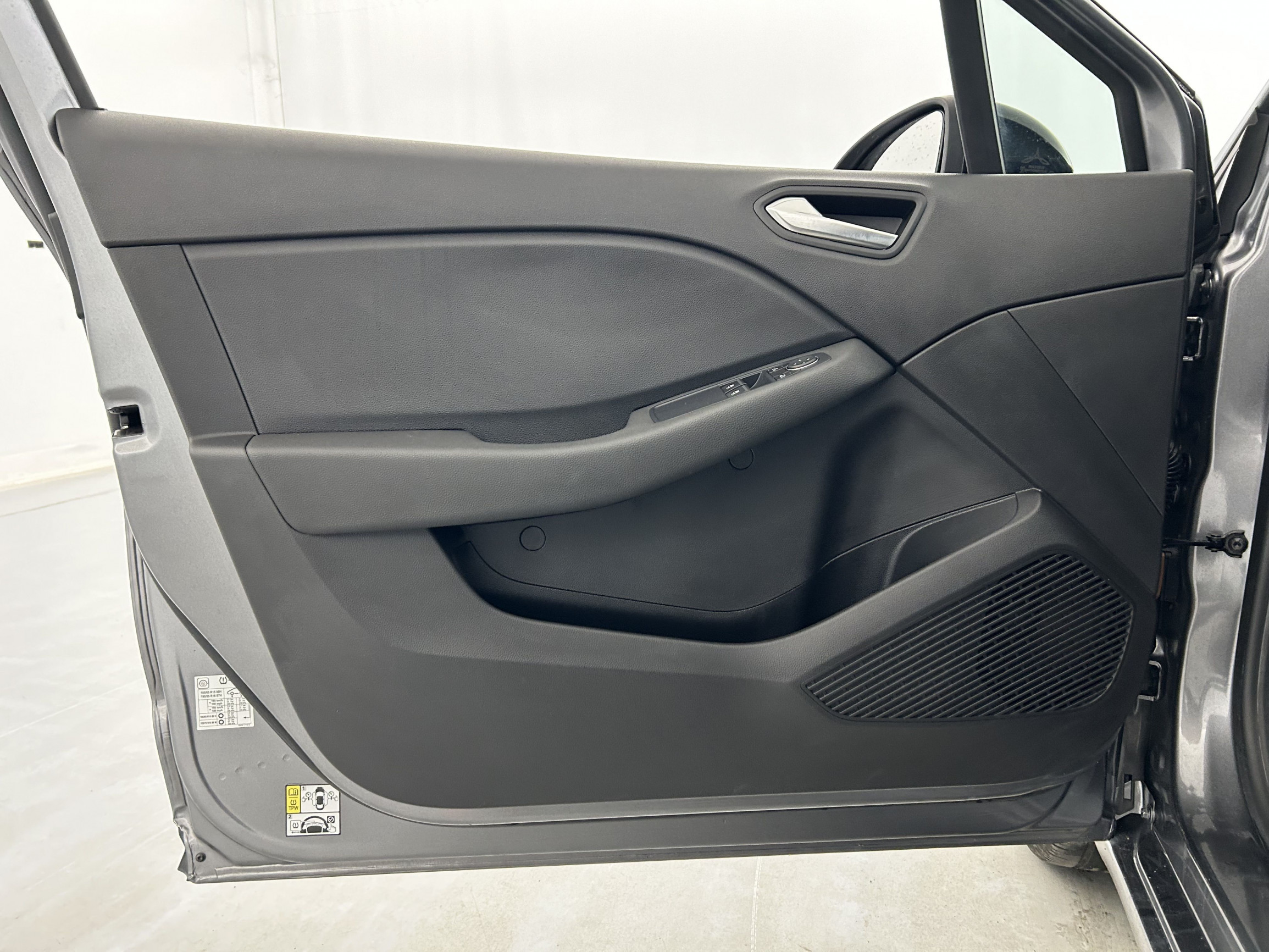 Vente en ligne Renault Clio 5 Clio TCe 90 au prix de 14 490 €