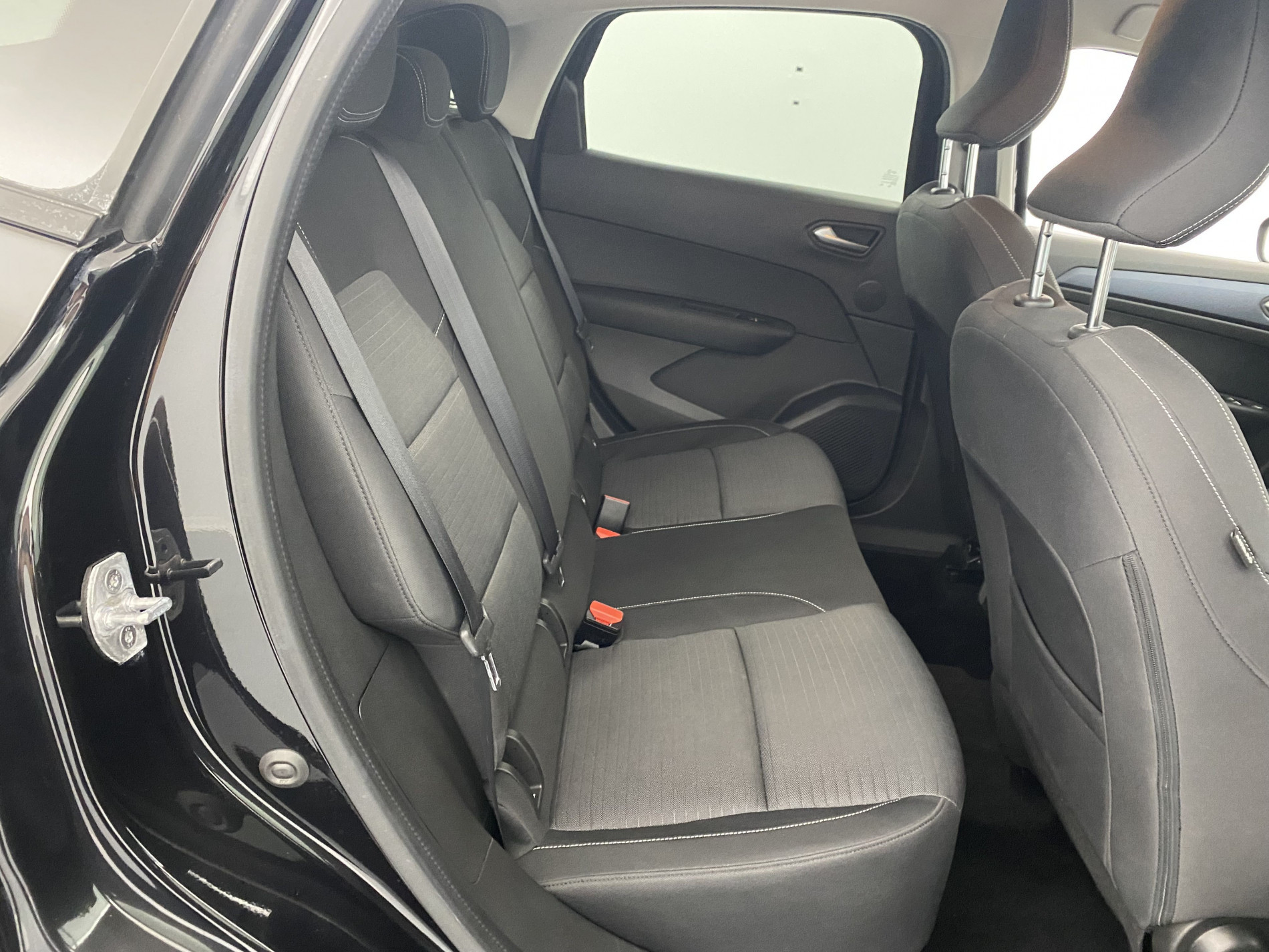 Vente en ligne Renault Arkana  E-Tech 145 au prix de 17 490 €