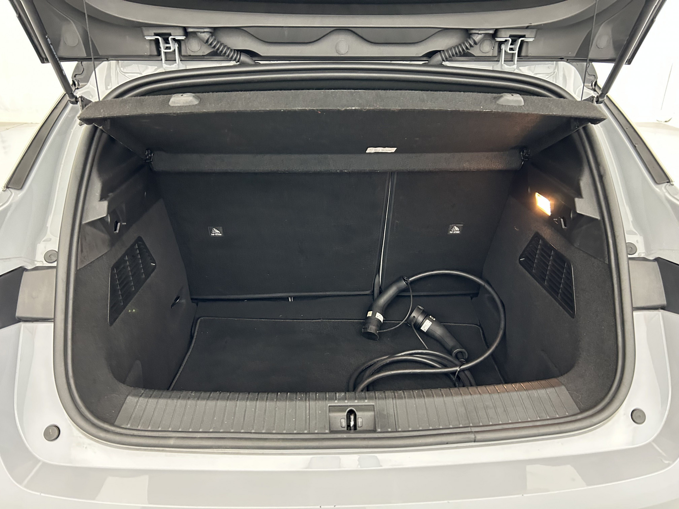 Vente en ligne Renault Megane E-Tech  EV60 220 ch super charge au prix de 22 490 €