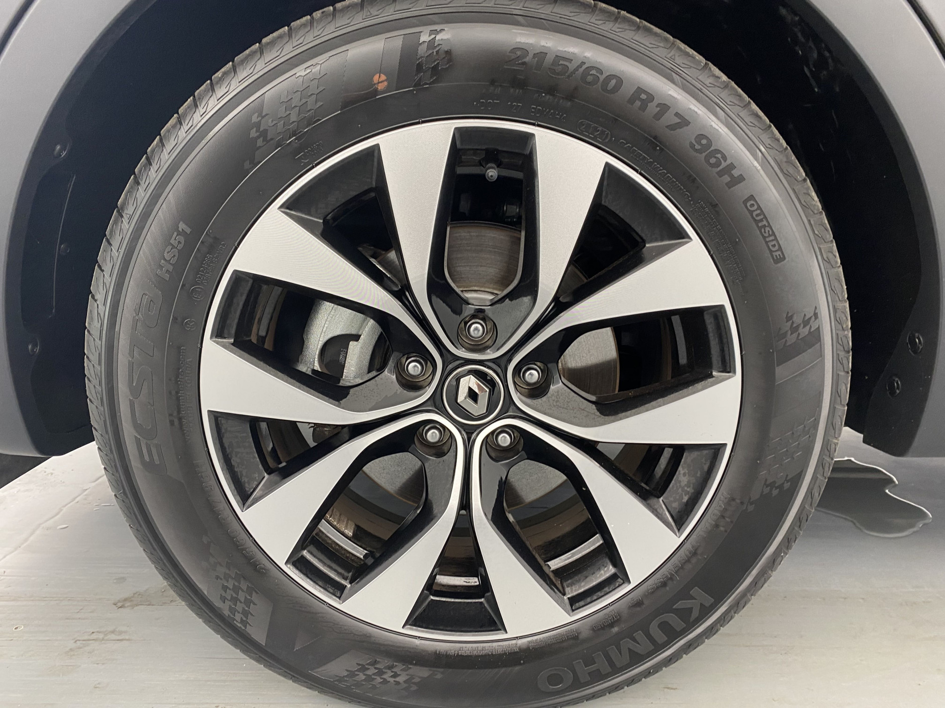 Vente en ligne Renault Arkana  E-Tech 145 au prix de 17 490 €