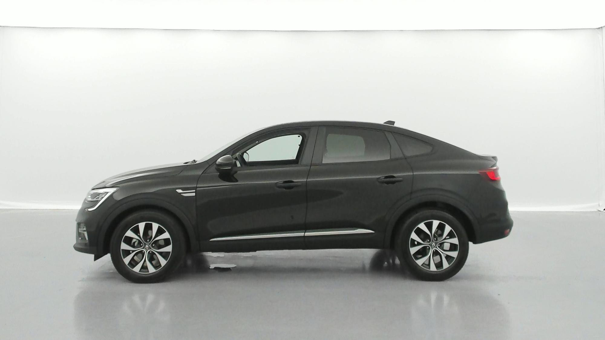 Vente en ligne Renault Arkana  E-Tech 145 au prix de 17 490 €