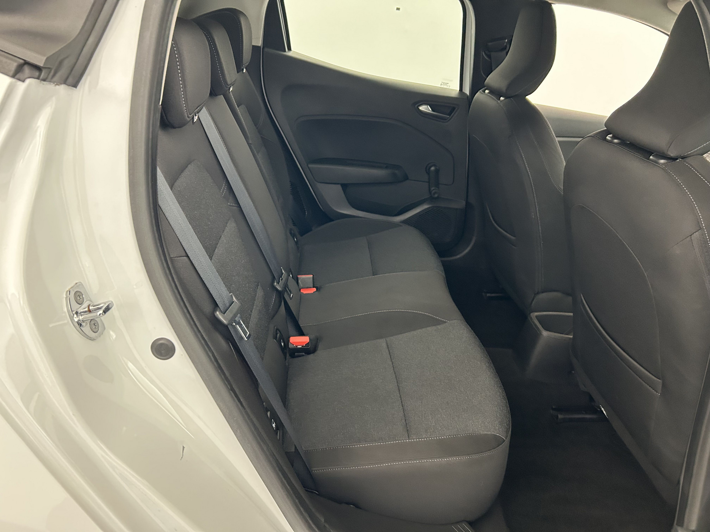 Vente en ligne Renault Clio 5 Clio E-Tech hybride 145 au prix de 14 790 €