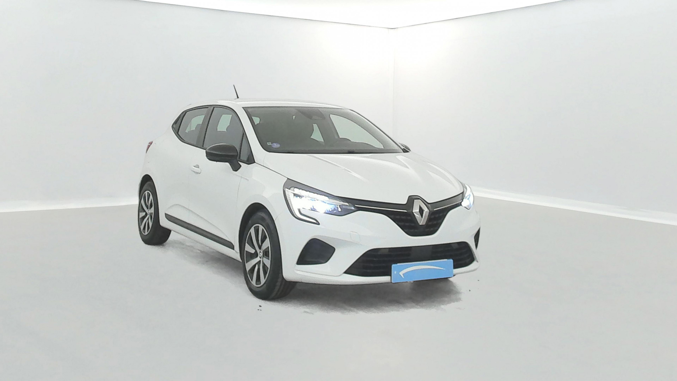 Vente en ligne Renault Clio 5 Clio E-Tech hybride 145 au prix de 14 790 €