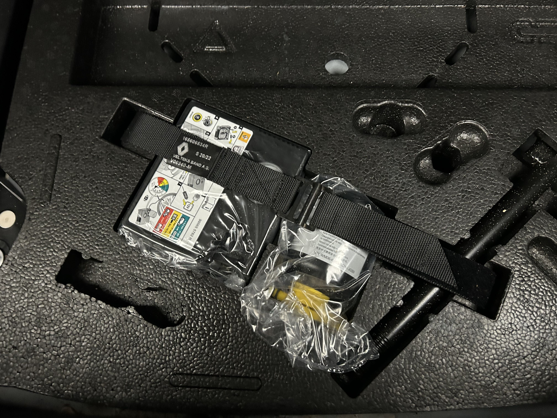 Vente en ligne Renault Clio 5 Clio E-Tech hybride 145 au prix de 14 790 €