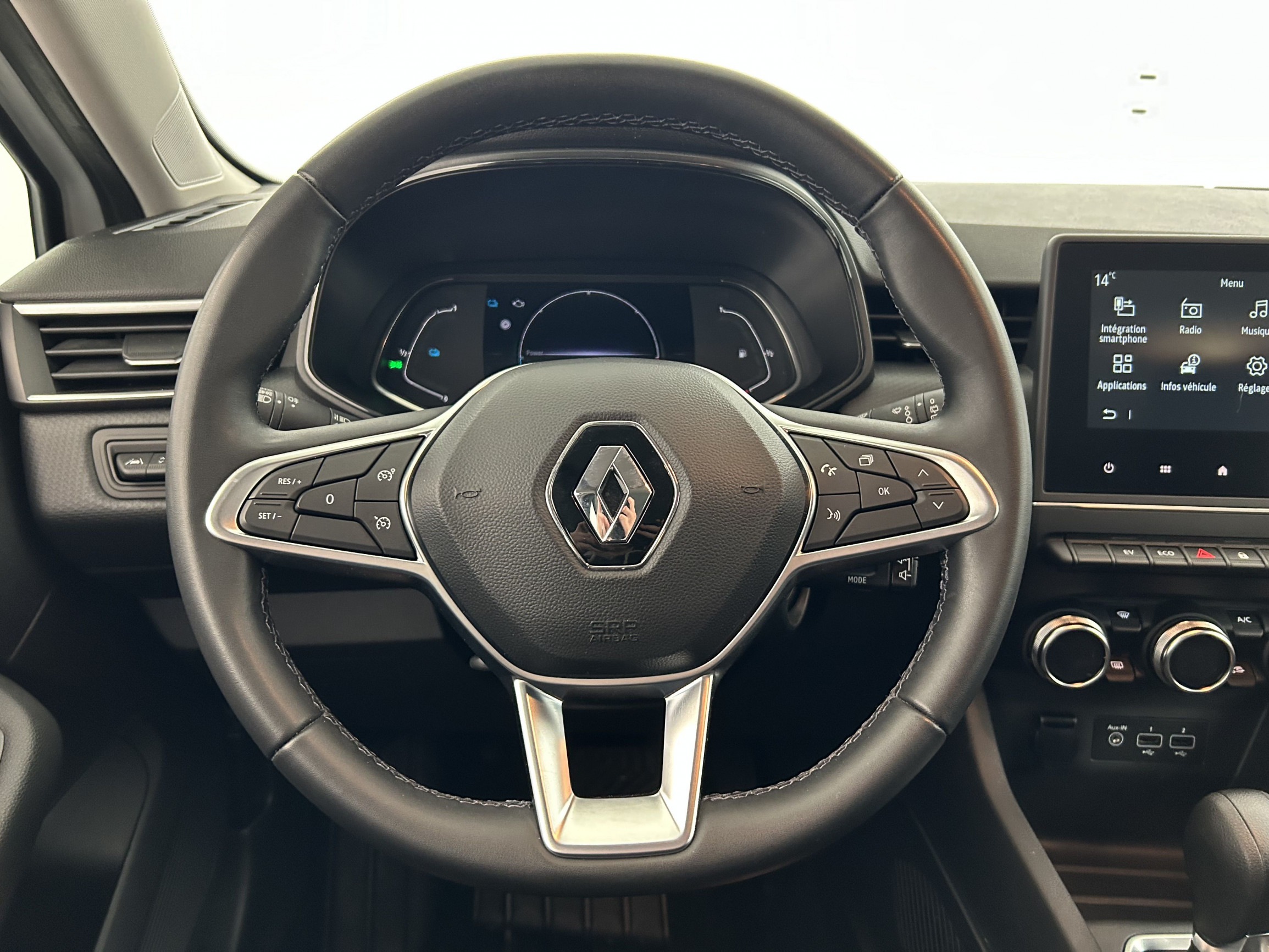 Vente en ligne Renault Clio 5 Clio E-Tech hybride 145 au prix de 14 790 €