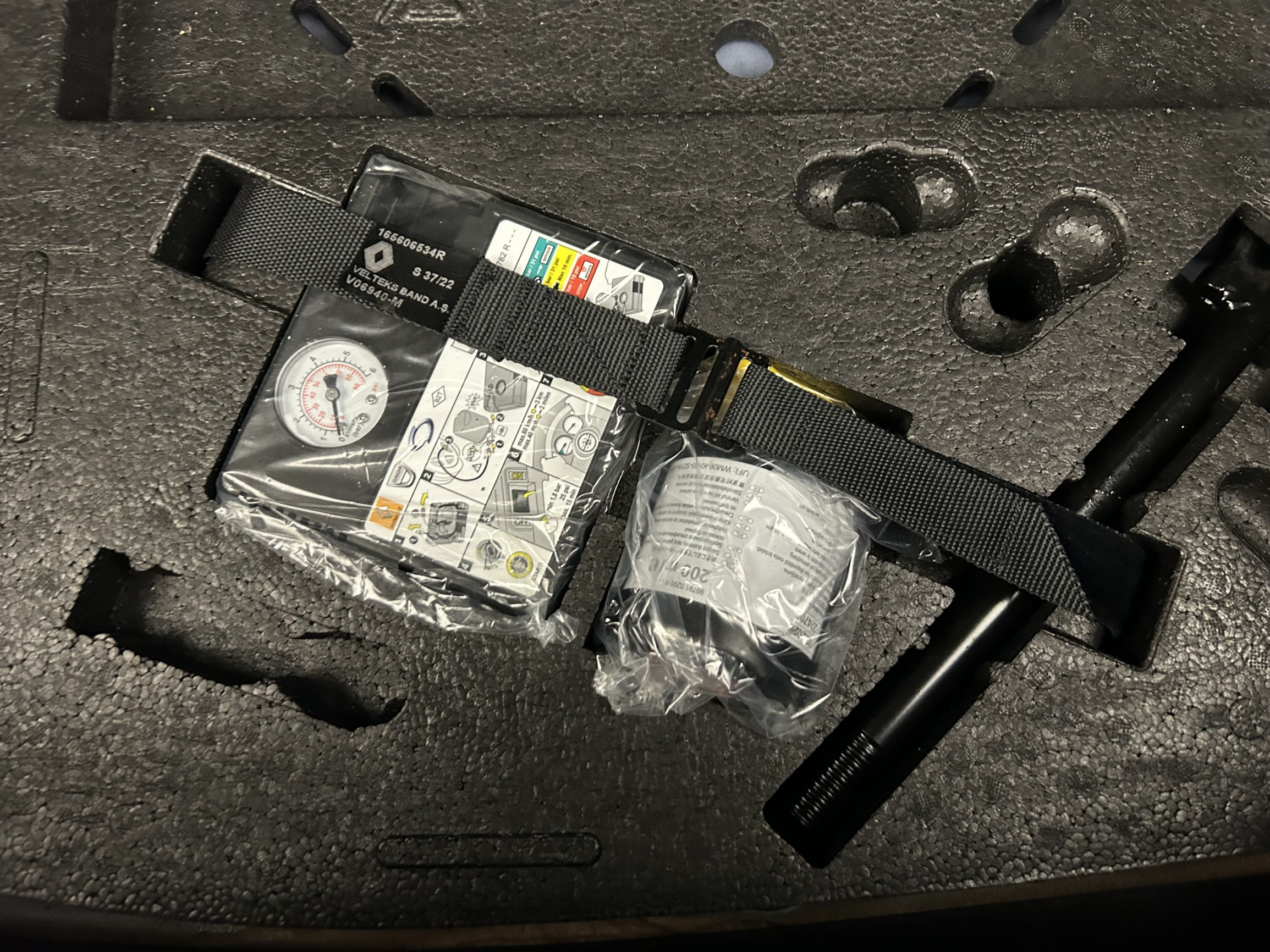 Vente en ligne Renault Clio 5 Clio E-Tech full hybrid 145 au prix de 17 190 €