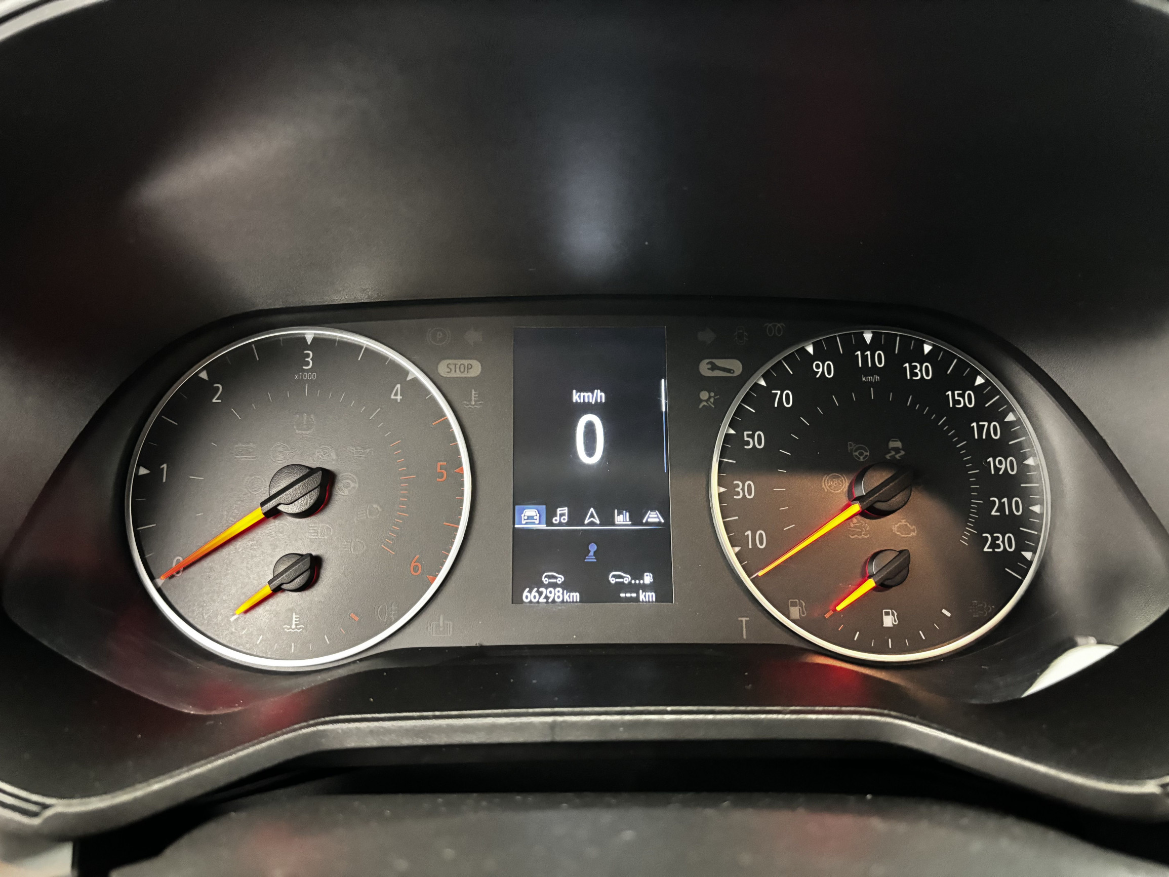 Vente en ligne Renault Clio 5 Clio Blue dCi 100 au prix de 14 690 €