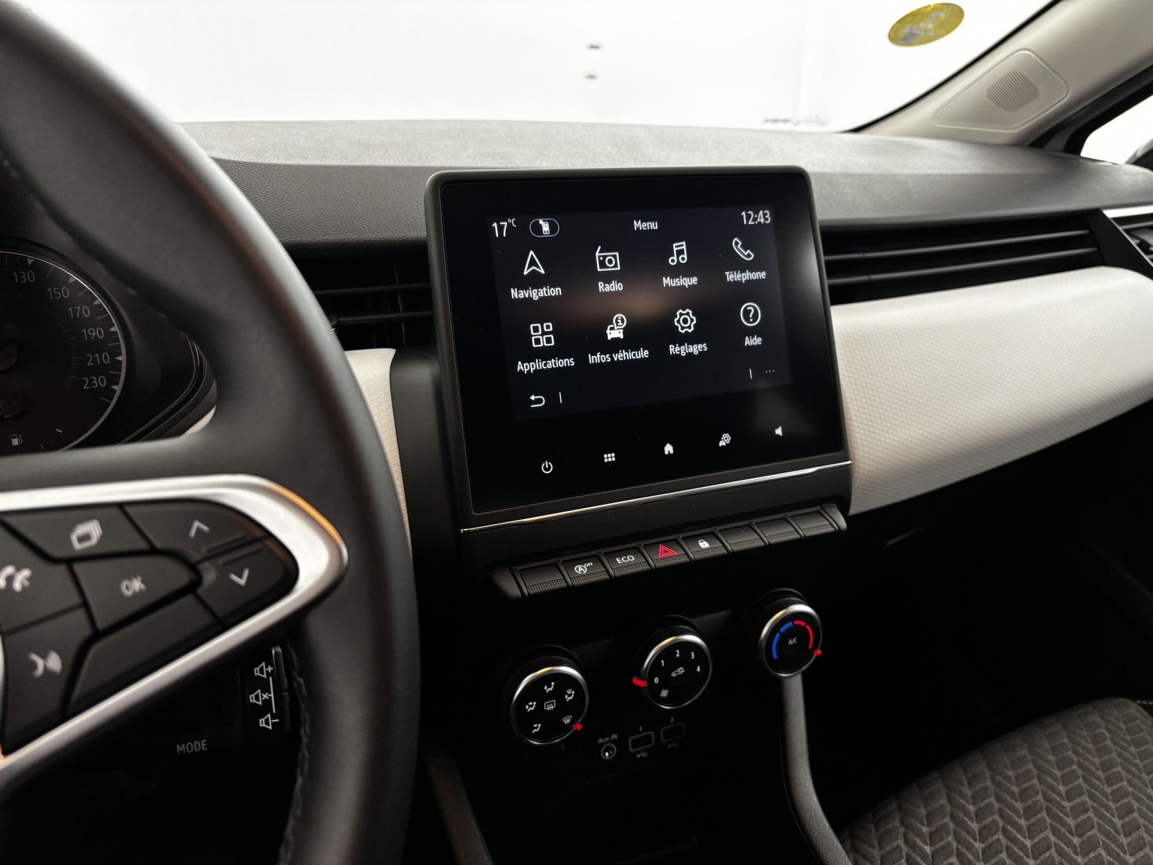 Vente en ligne Renault Clio 5 Clio Blue dCi 100 au prix de 14 690 €