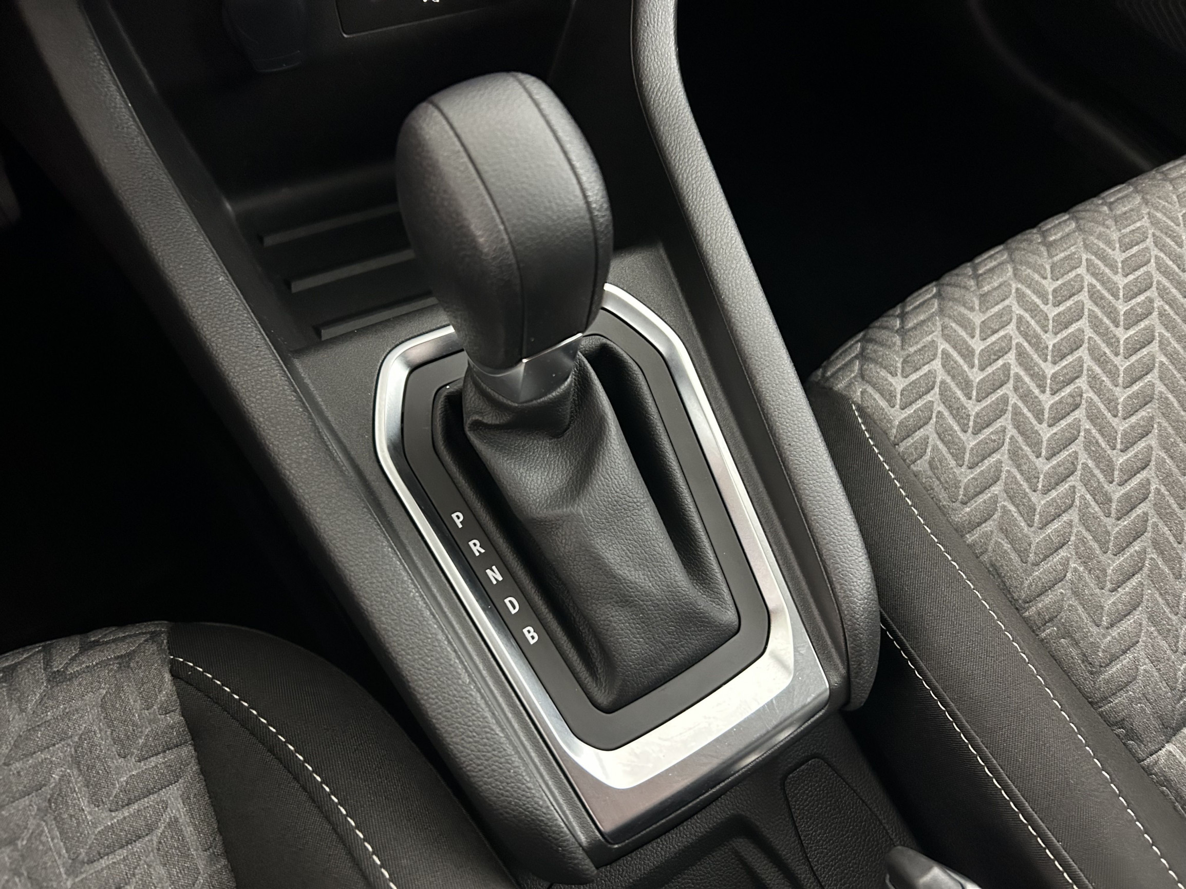 Vente en ligne Renault Clio 5 Clio E-Tech full hybrid 145 au prix de 17 190 €