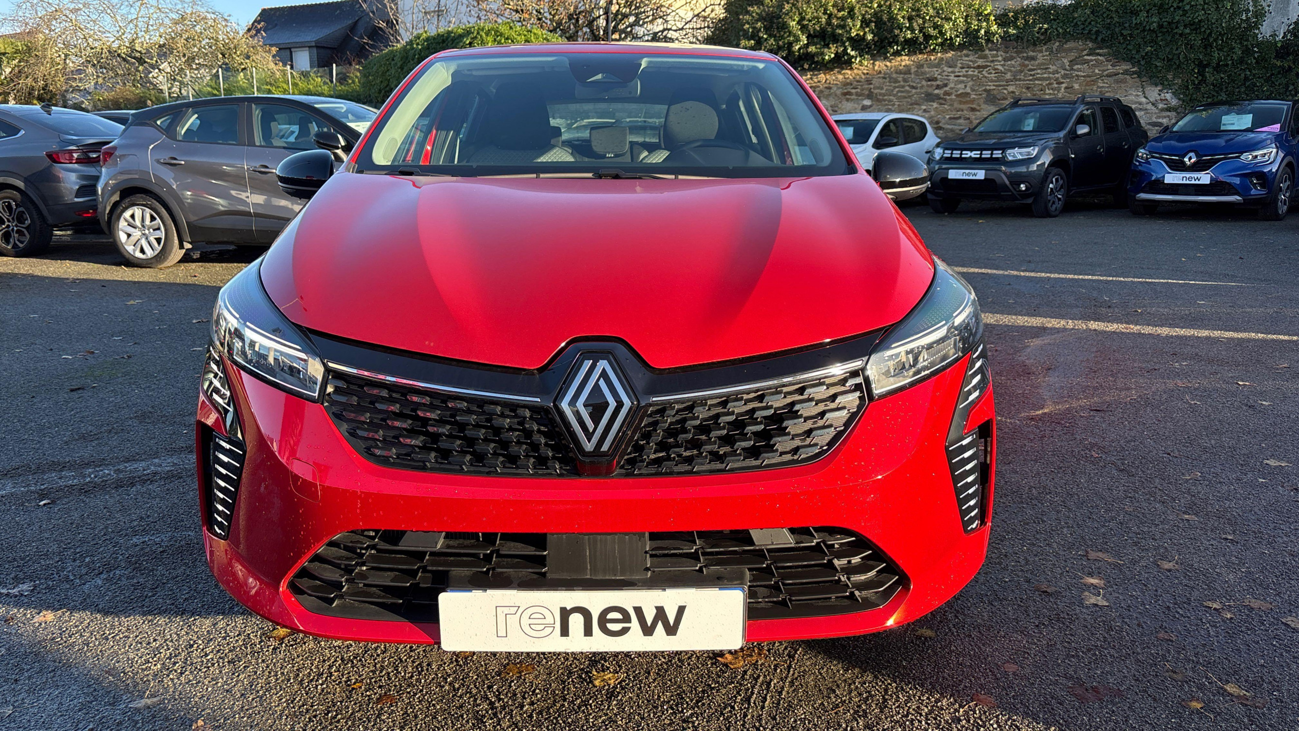 Vente en ligne Renault Clio 5 Clio E-Tech full hybrid 145 au prix de 20 790 €