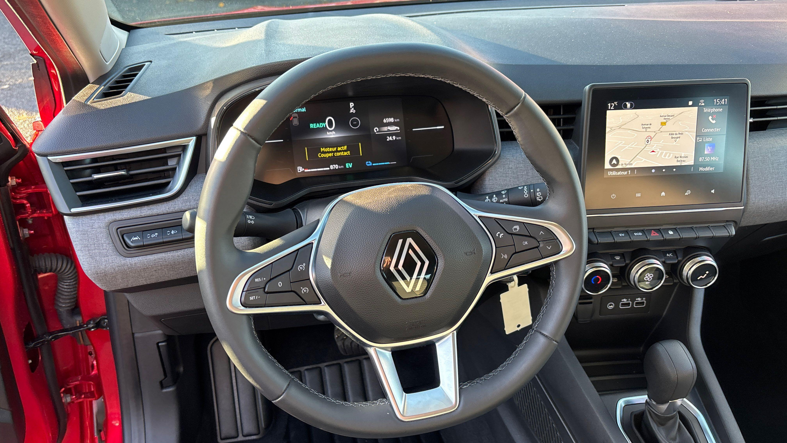 Vente en ligne Renault Clio 5 Clio E-Tech full hybrid 145 au prix de 20 790 €