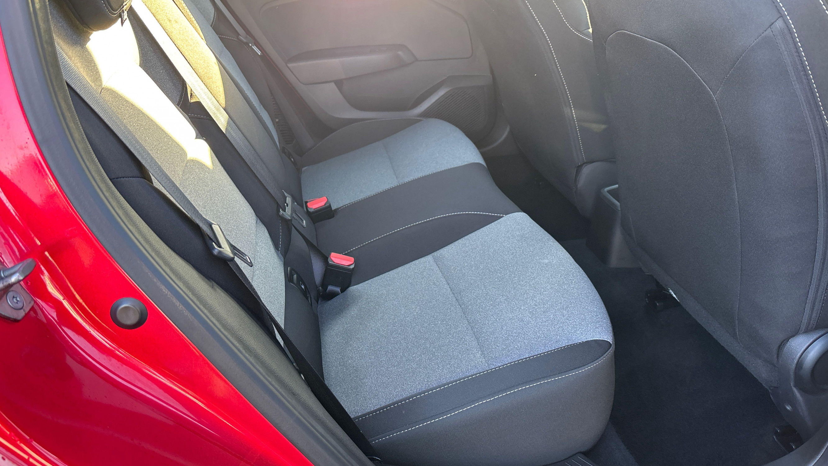 Vente en ligne Renault Clio 5 Clio E-Tech full hybrid 145 au prix de 20 790 €